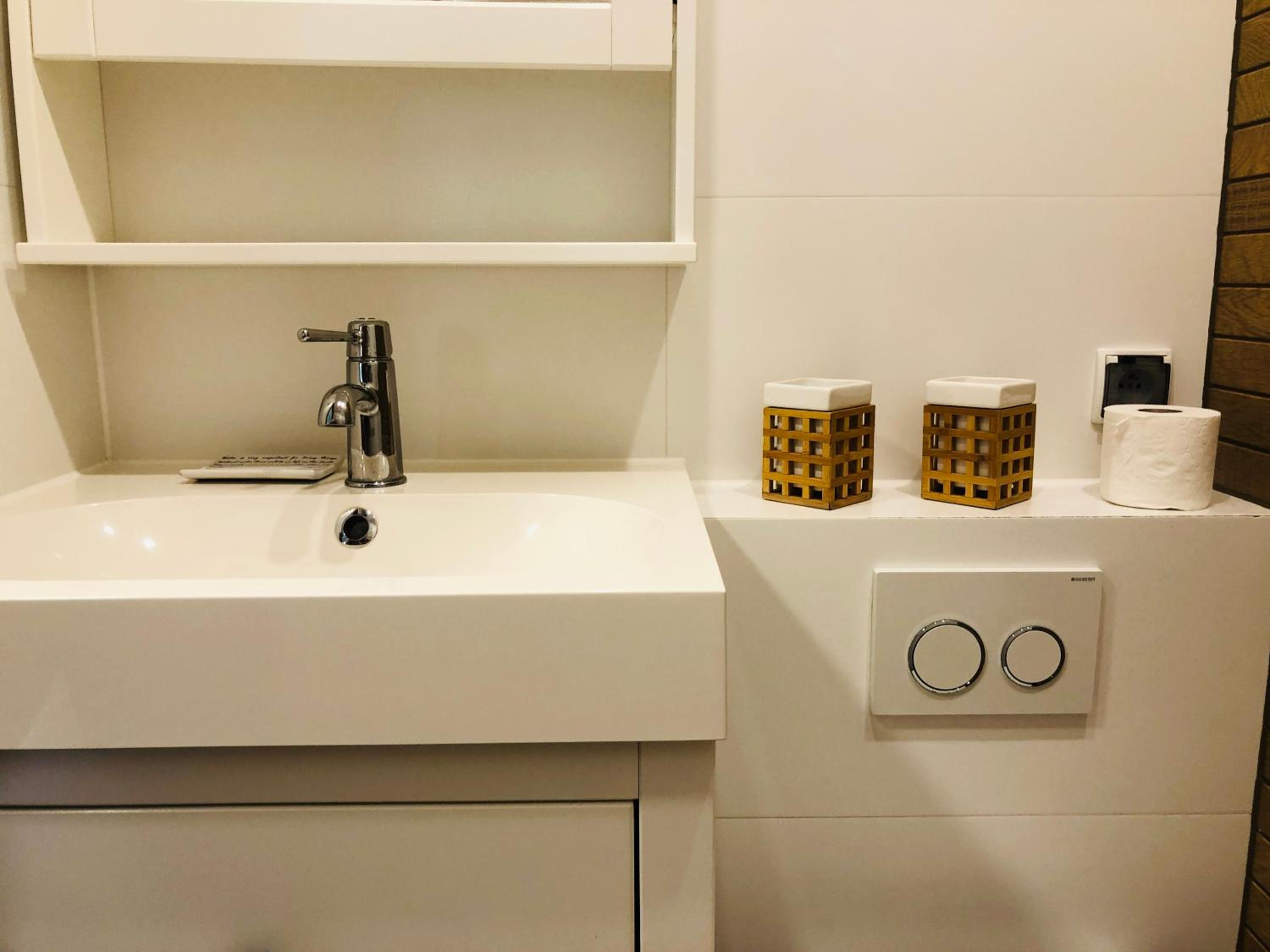 Studio Apartment photo 3
