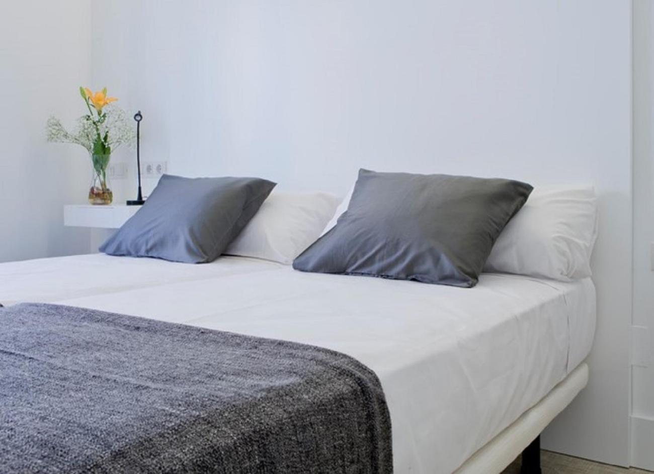 Double Room (1-2 Adults) - Basic