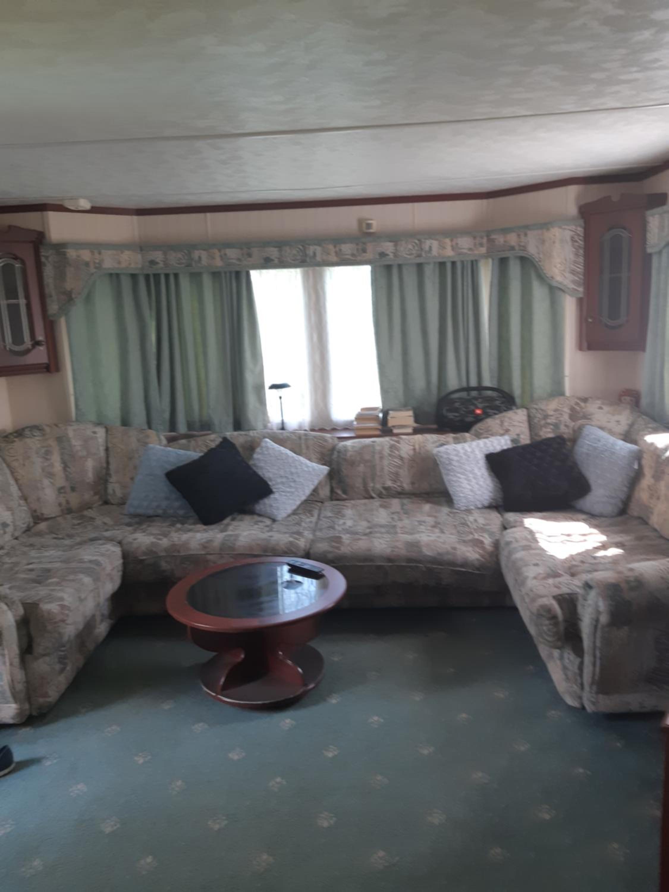 Four-Bedroom House photo 2