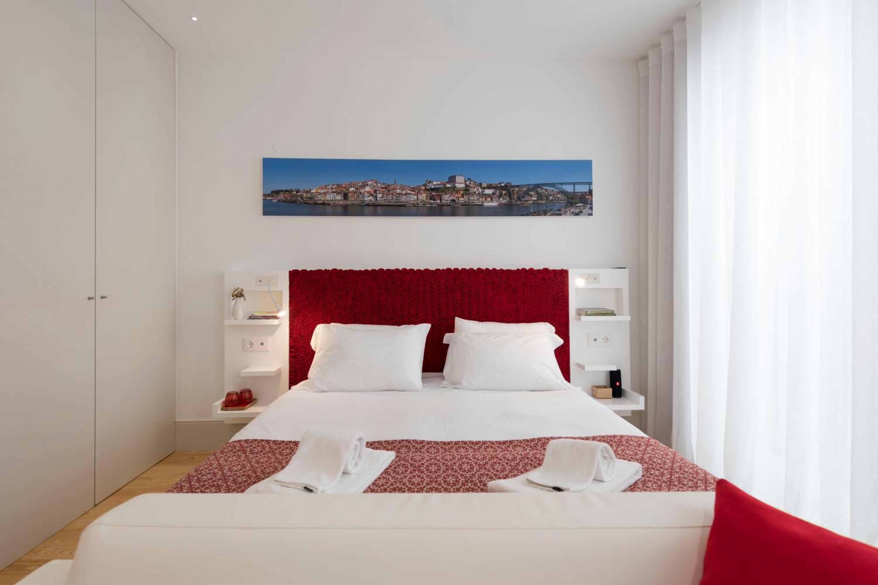 Studio Apartment - Photo 17