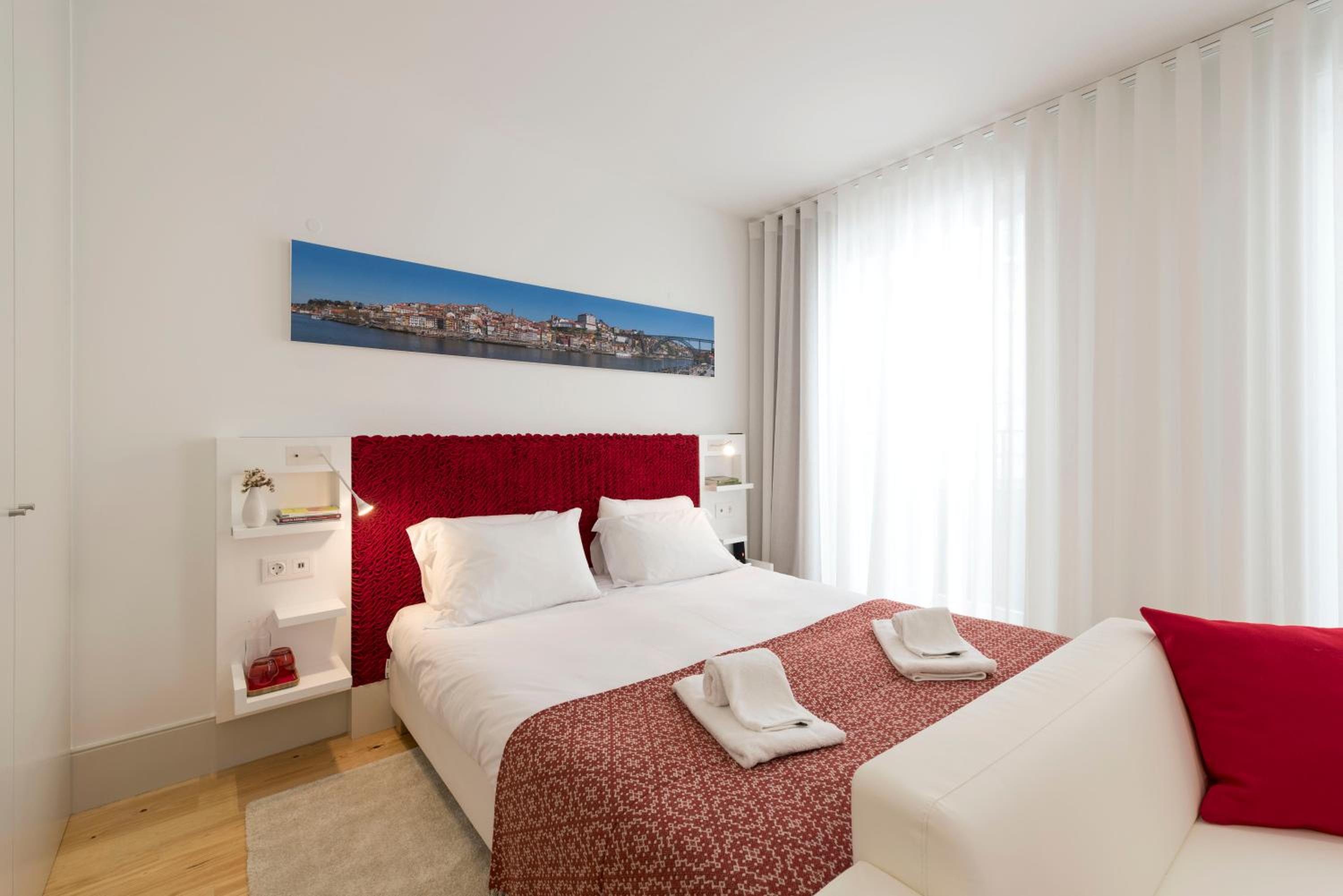 Studio Apartment - Photo 15