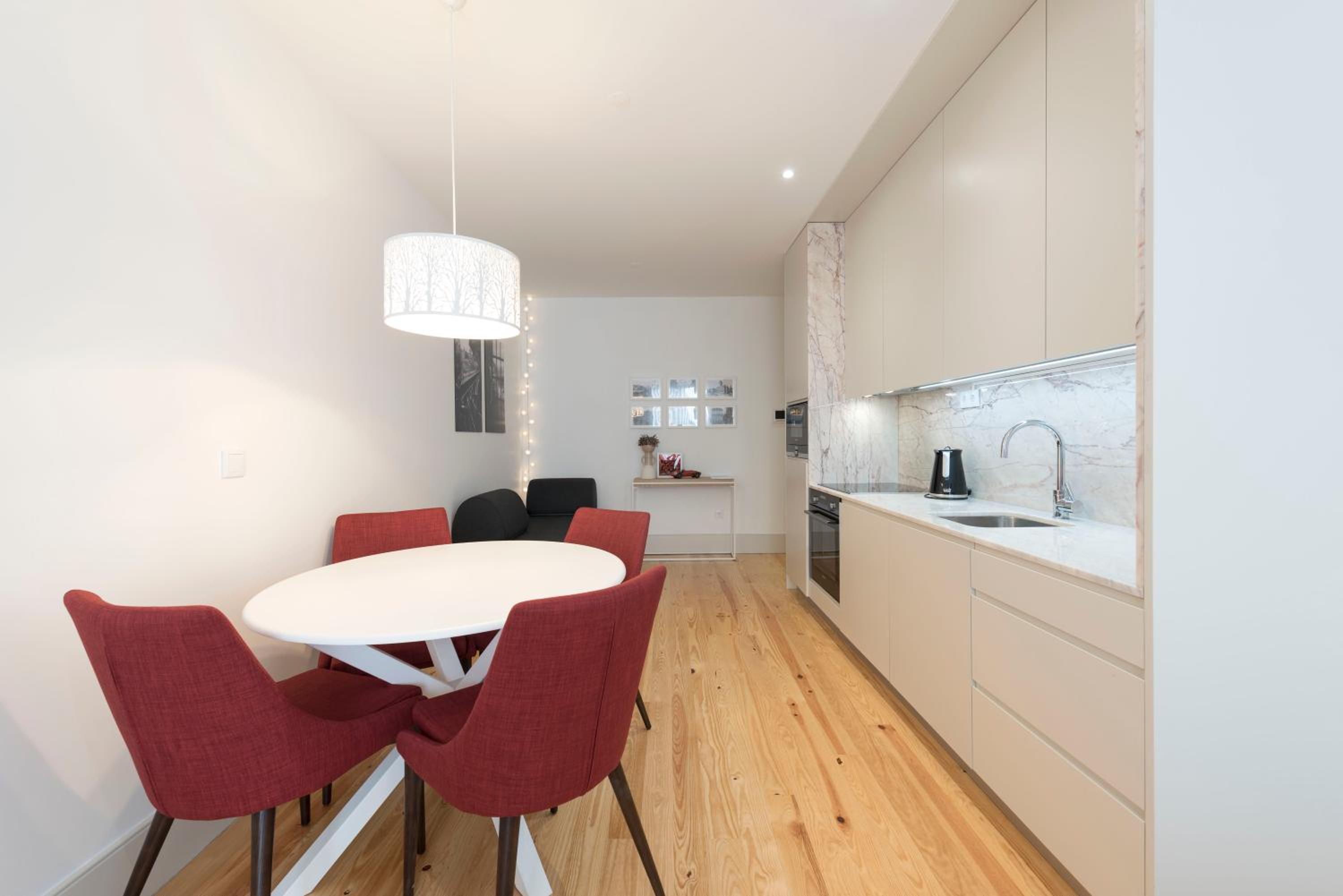Studio Apartment - Photo 11