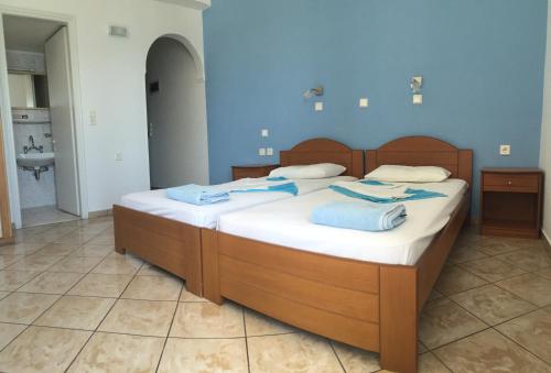 Twin Room with Sea View - Photo 2