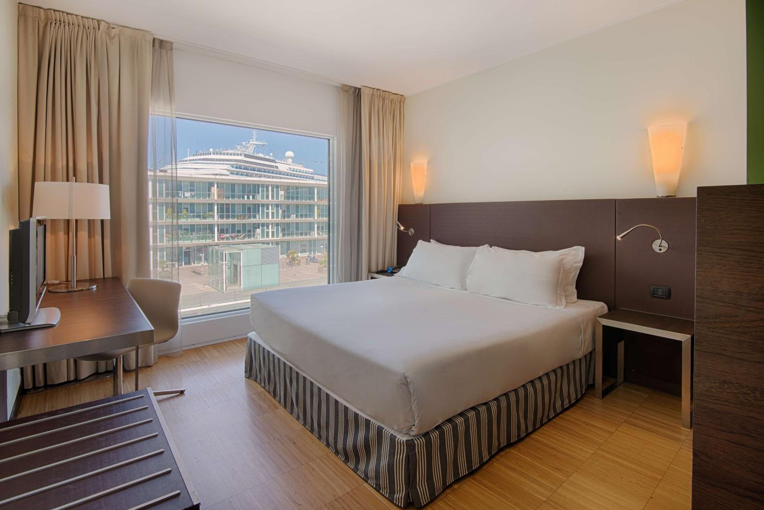 Superior Double or Twin Room - Photo 1