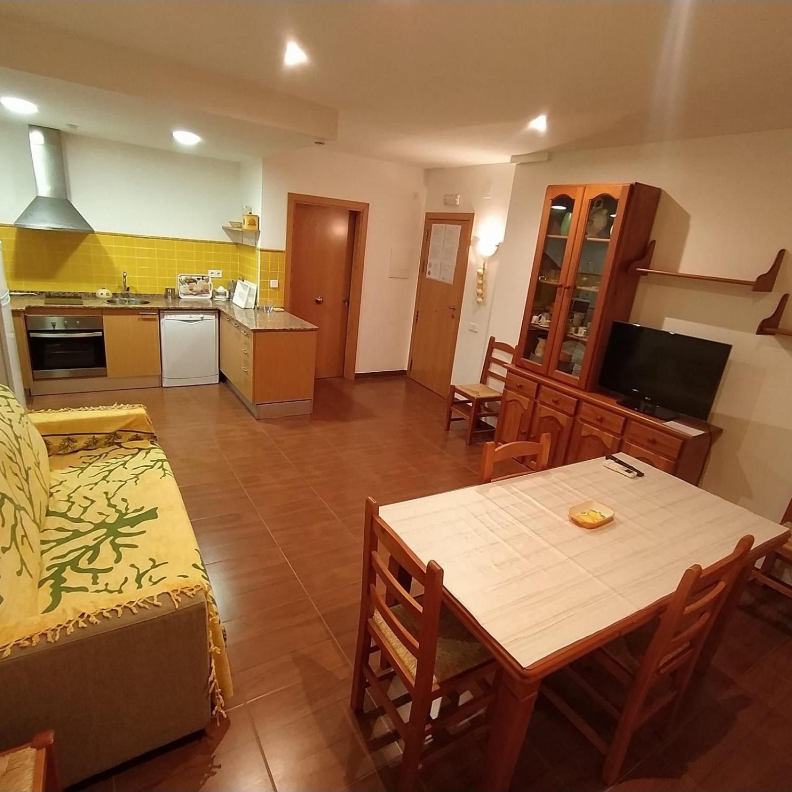 Apartment with Terrace photo 2