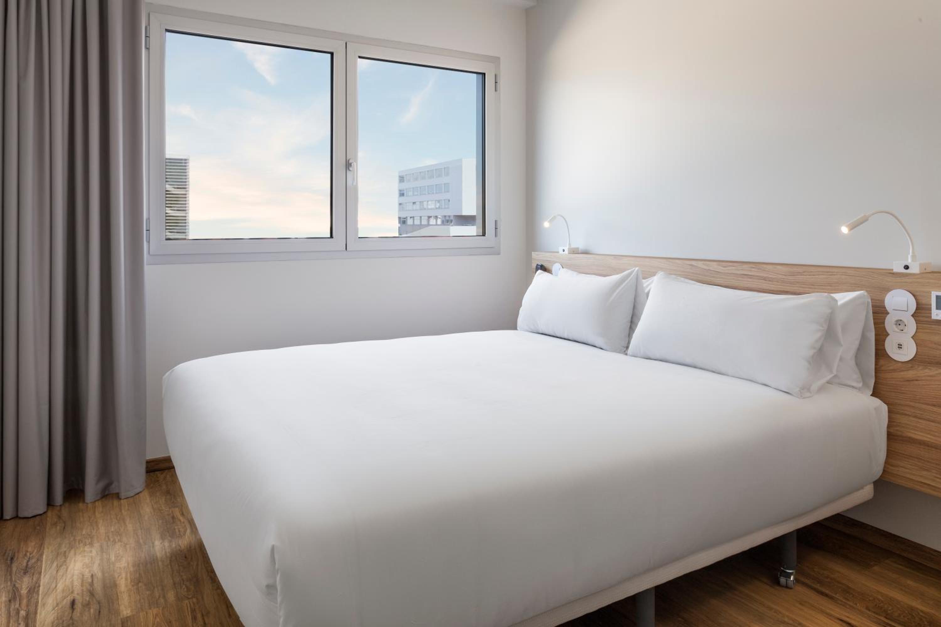 Double Room - Photo 5