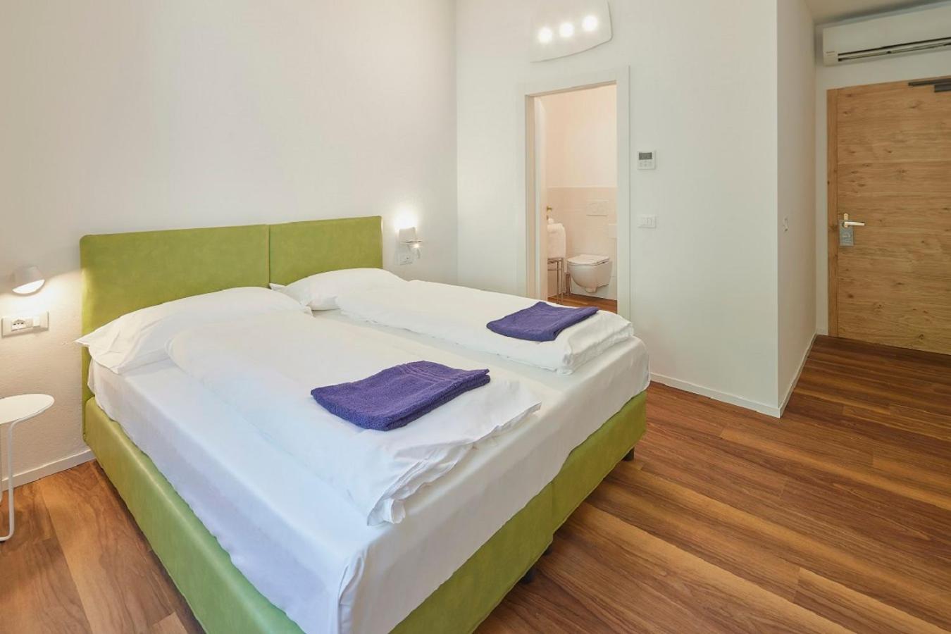 Double or Twin Room with Garden View photo 3