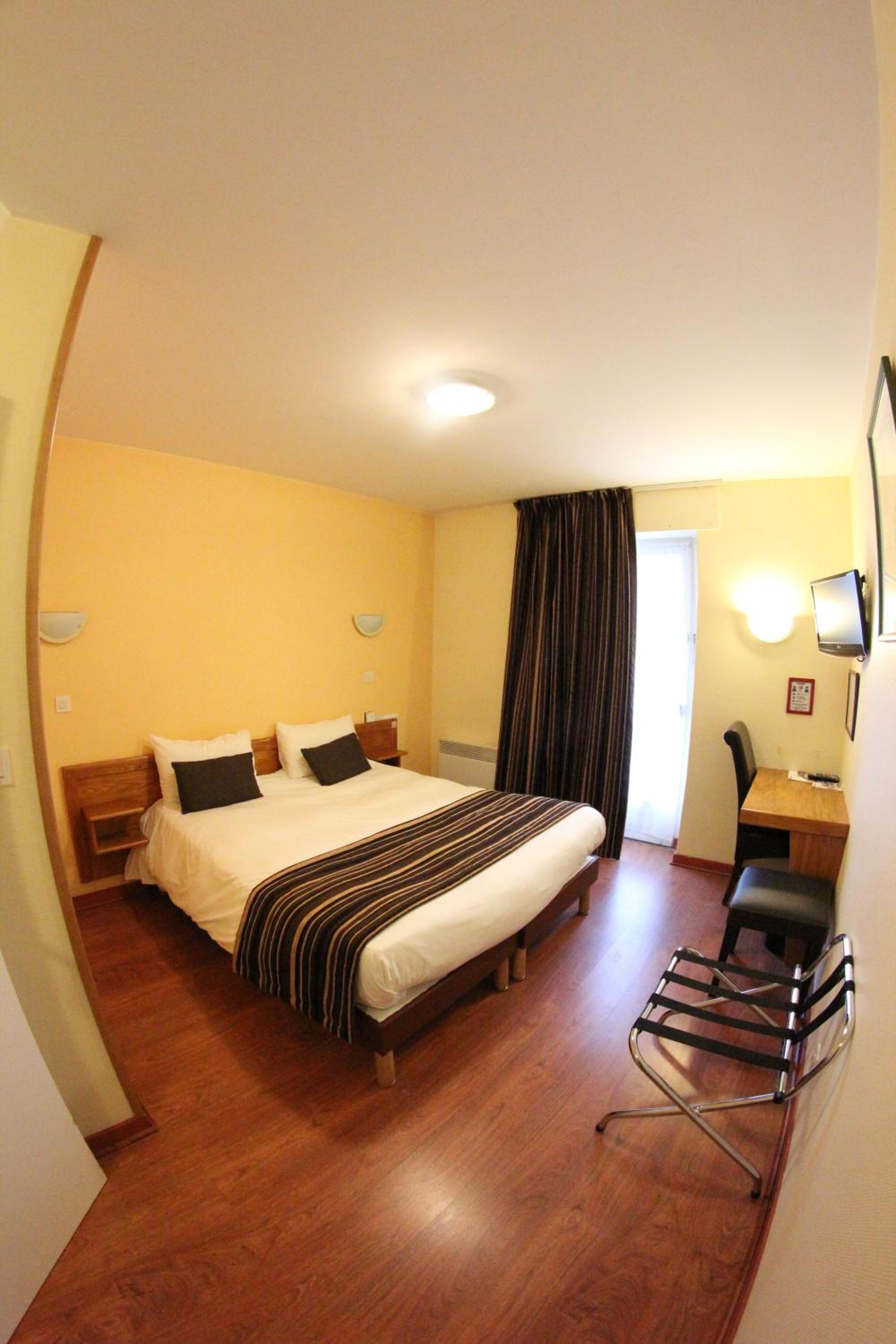 Twin Room - Non-Smoking