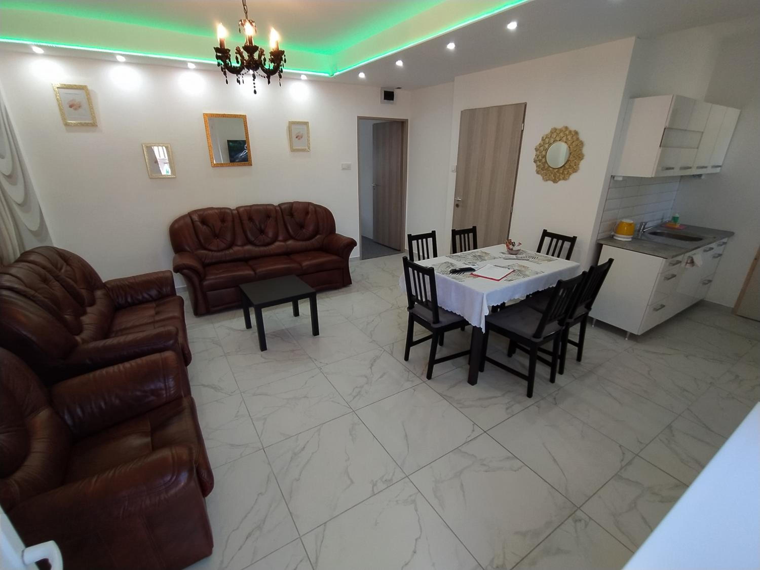Apartment with Terrace photo 3