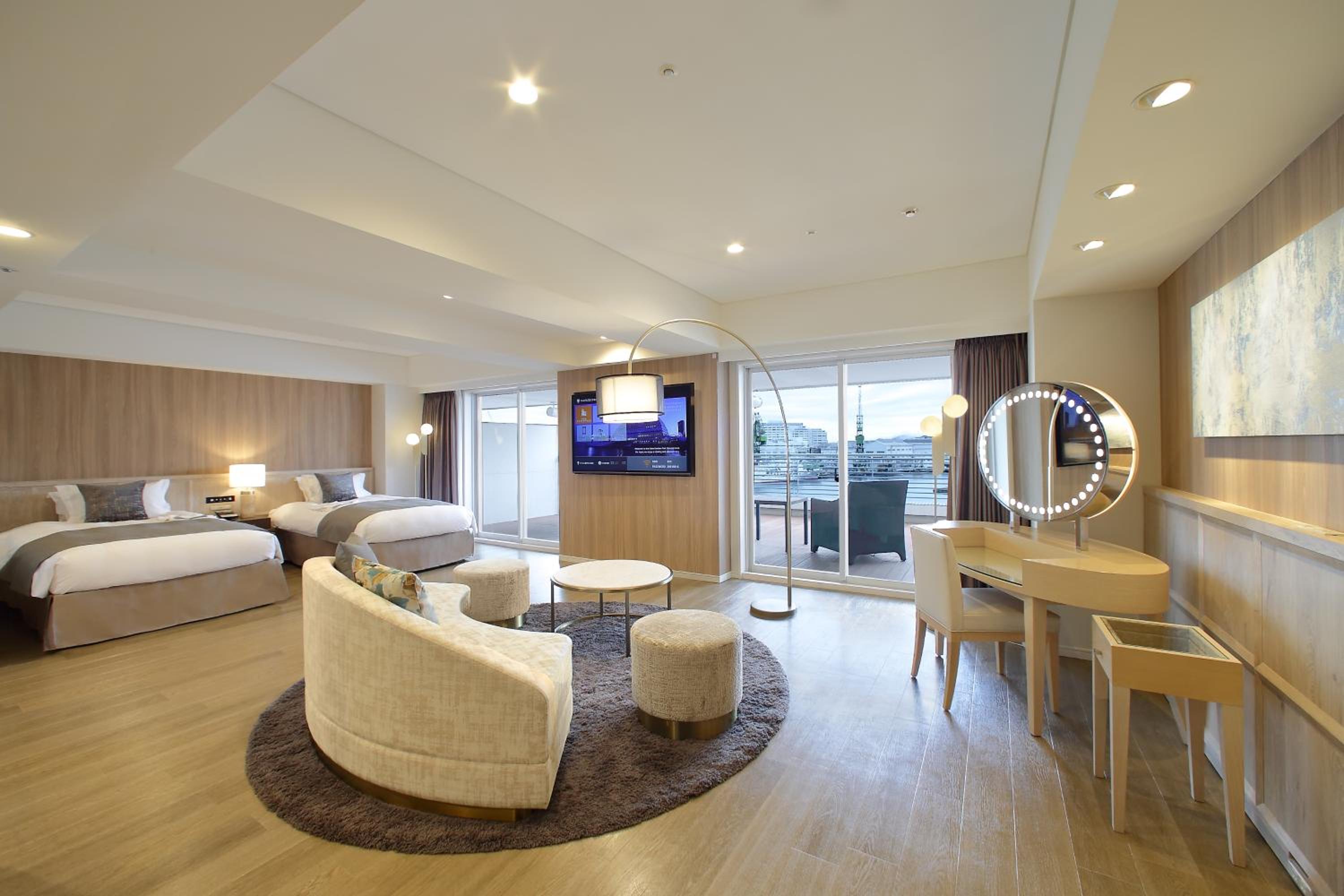 Junior Suite West View - Photo 2