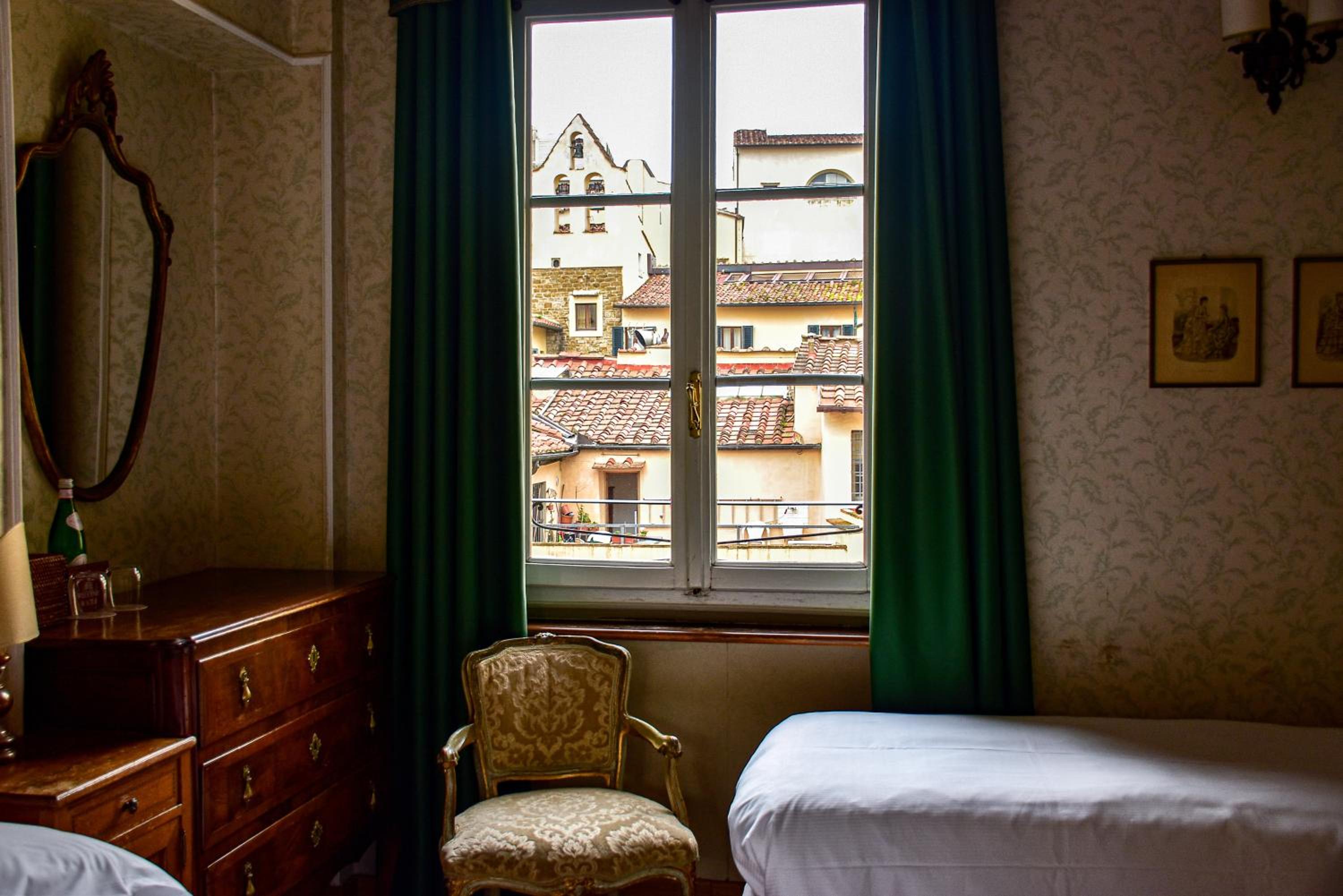 Classic Double Room, photo 6