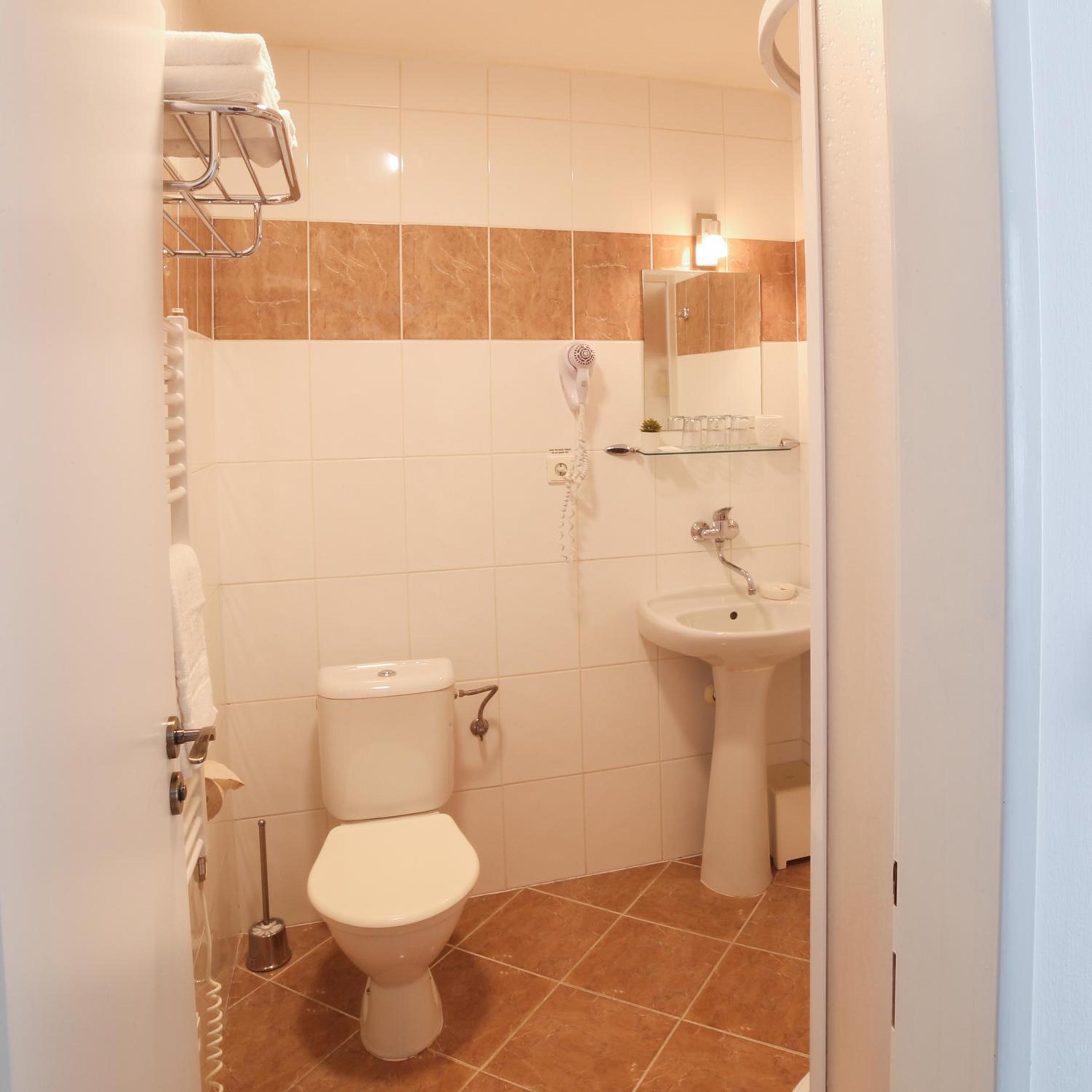 Single Room photo 2
