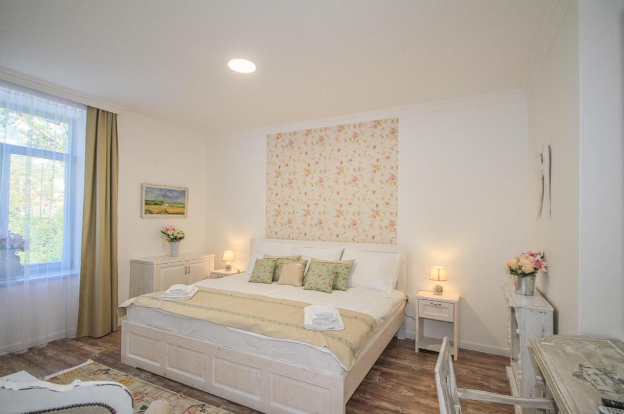 Two-Bedroom Suite - Photo 1