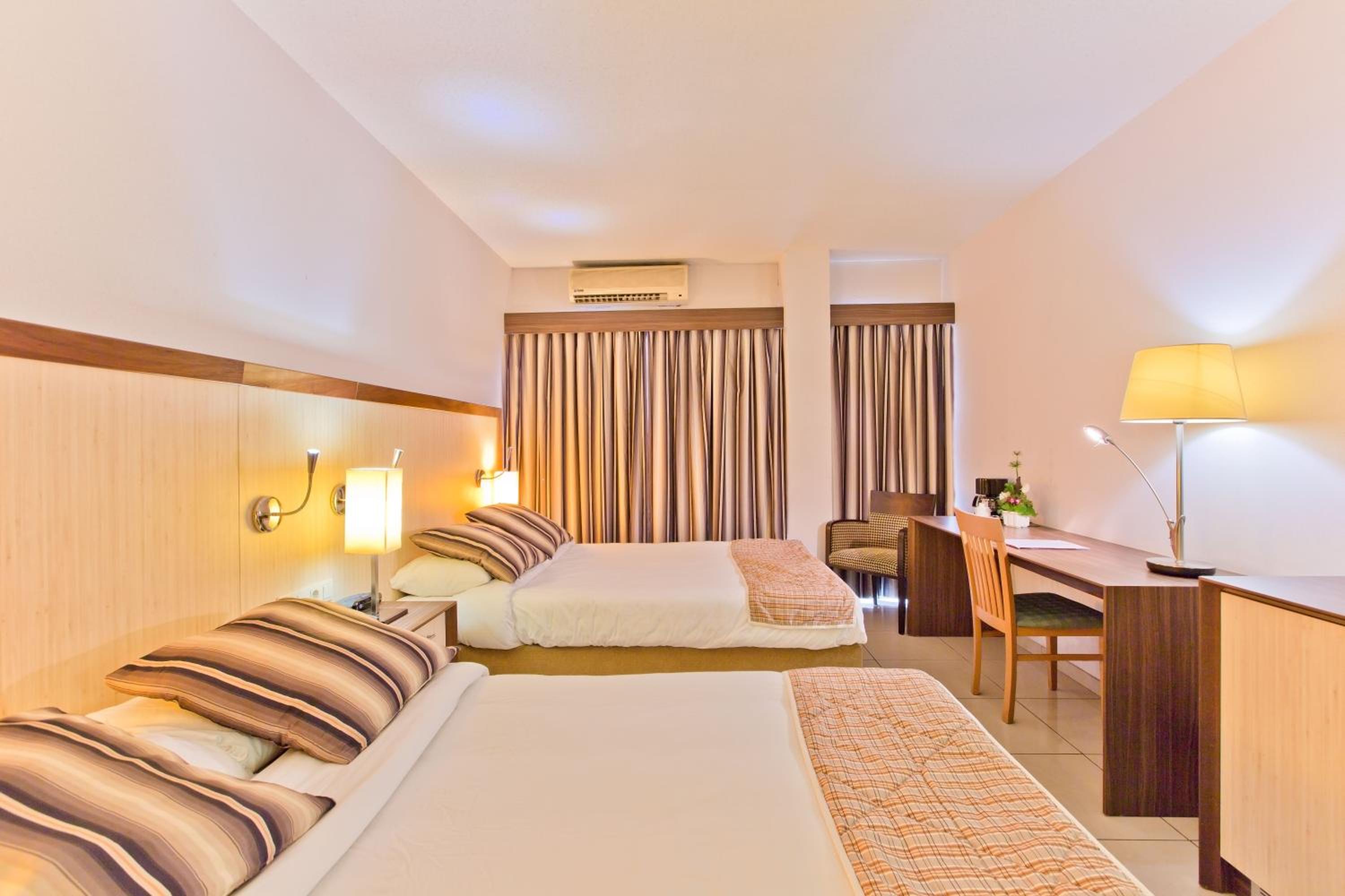 Triple Room photo 2
