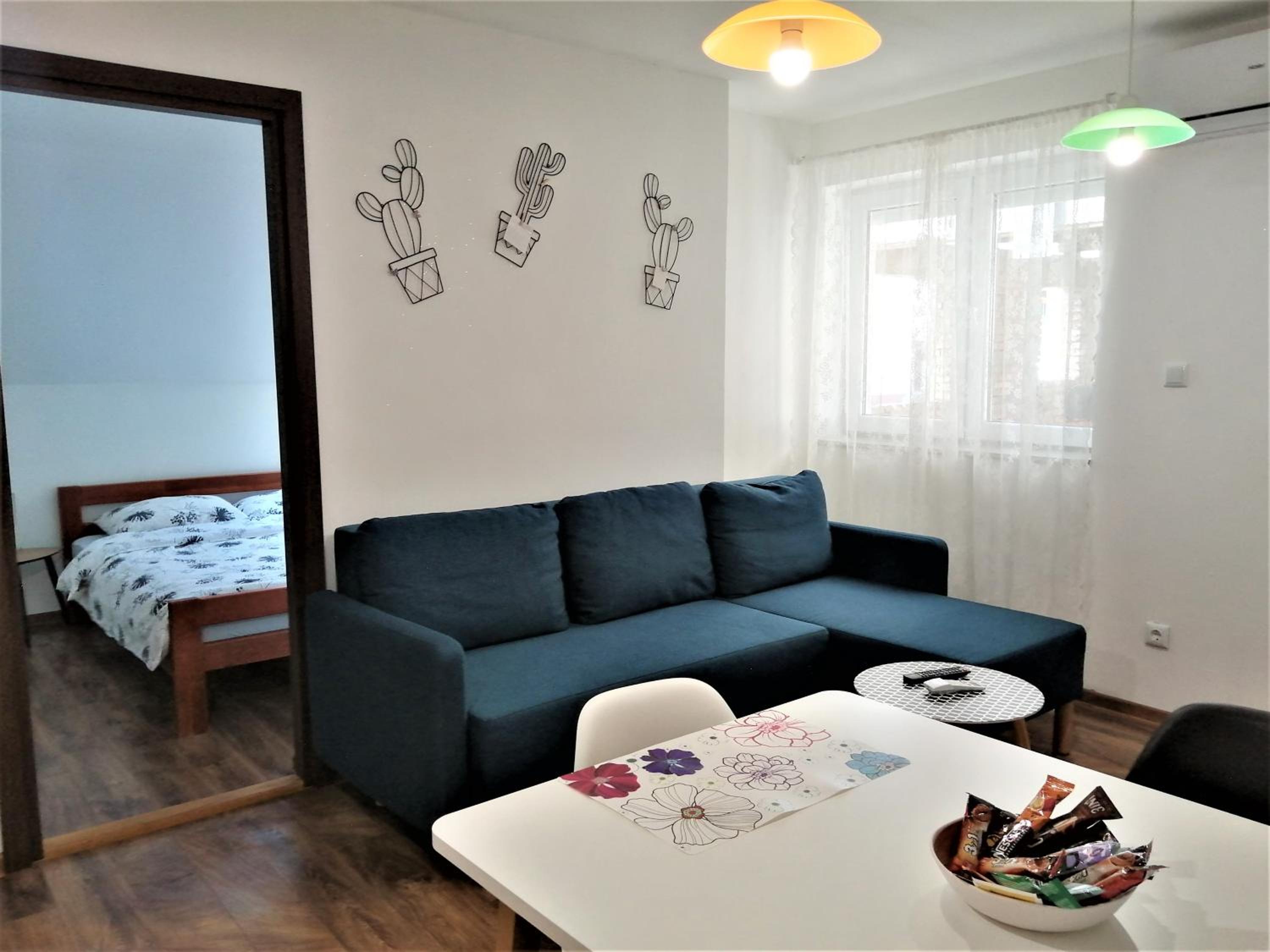 One-Bedroom Apartment photo 2