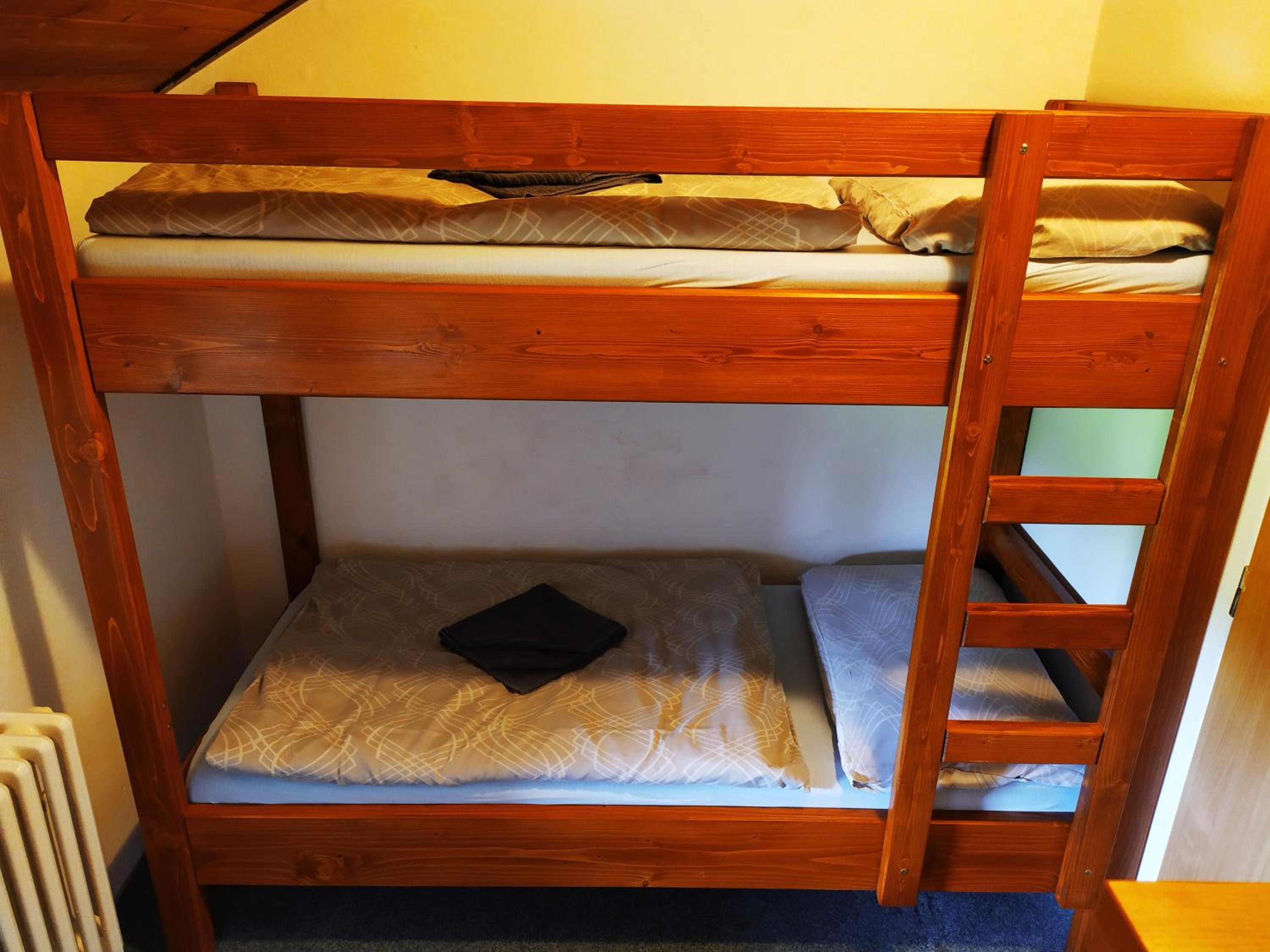 Double Room with Bunk Bed and Shared Bathroom photo 2