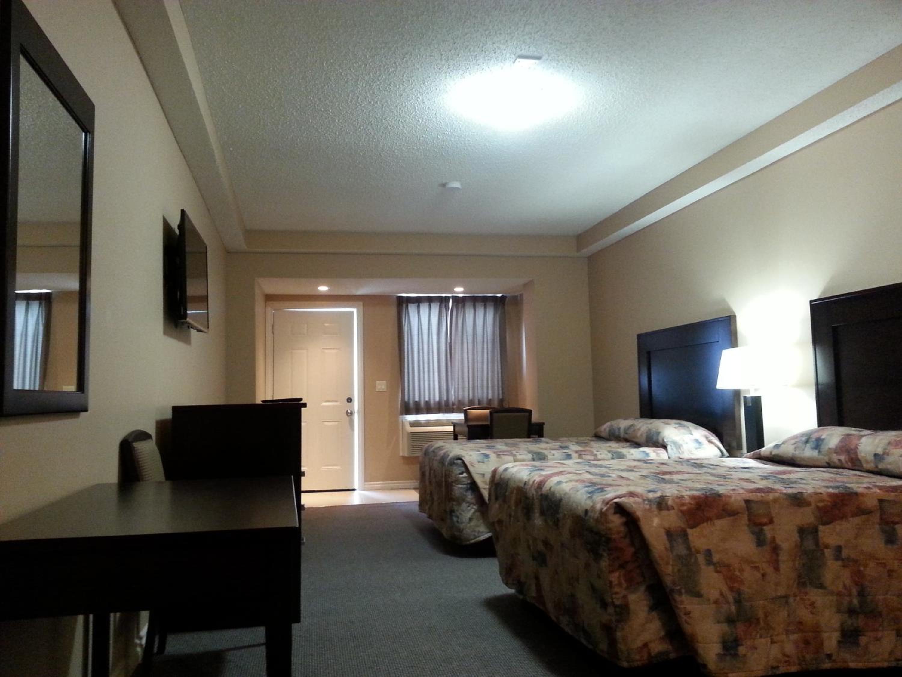 Double Room with Two Double Beds - Non-Smoking photo 3