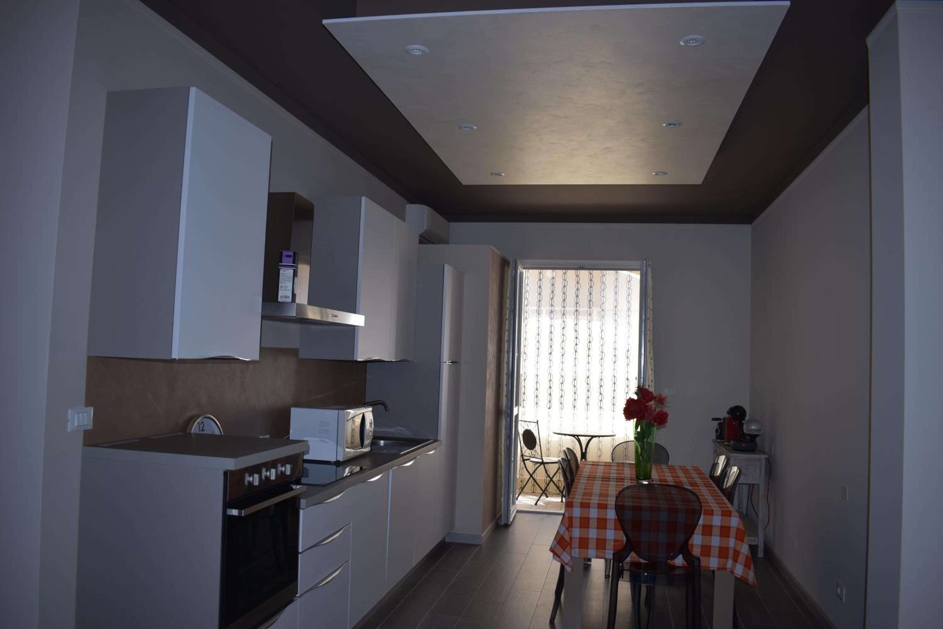 One-Bedroom Apartment - Photo 11
