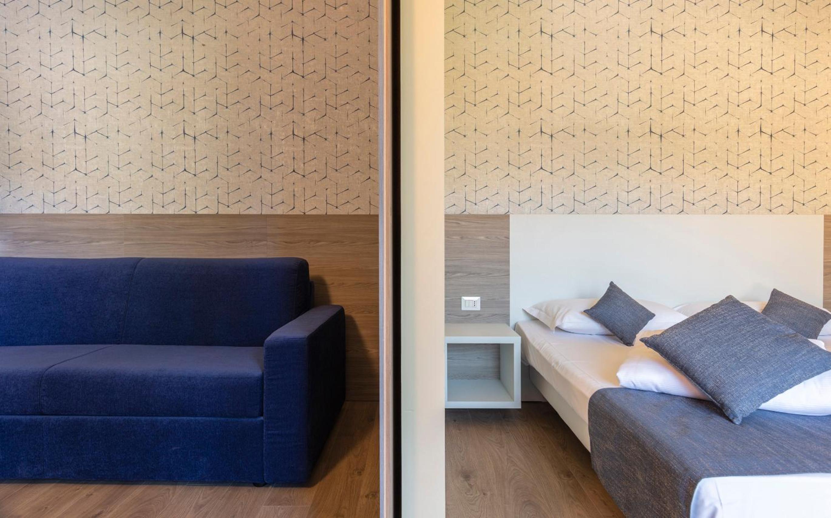 Suite - Photo 3