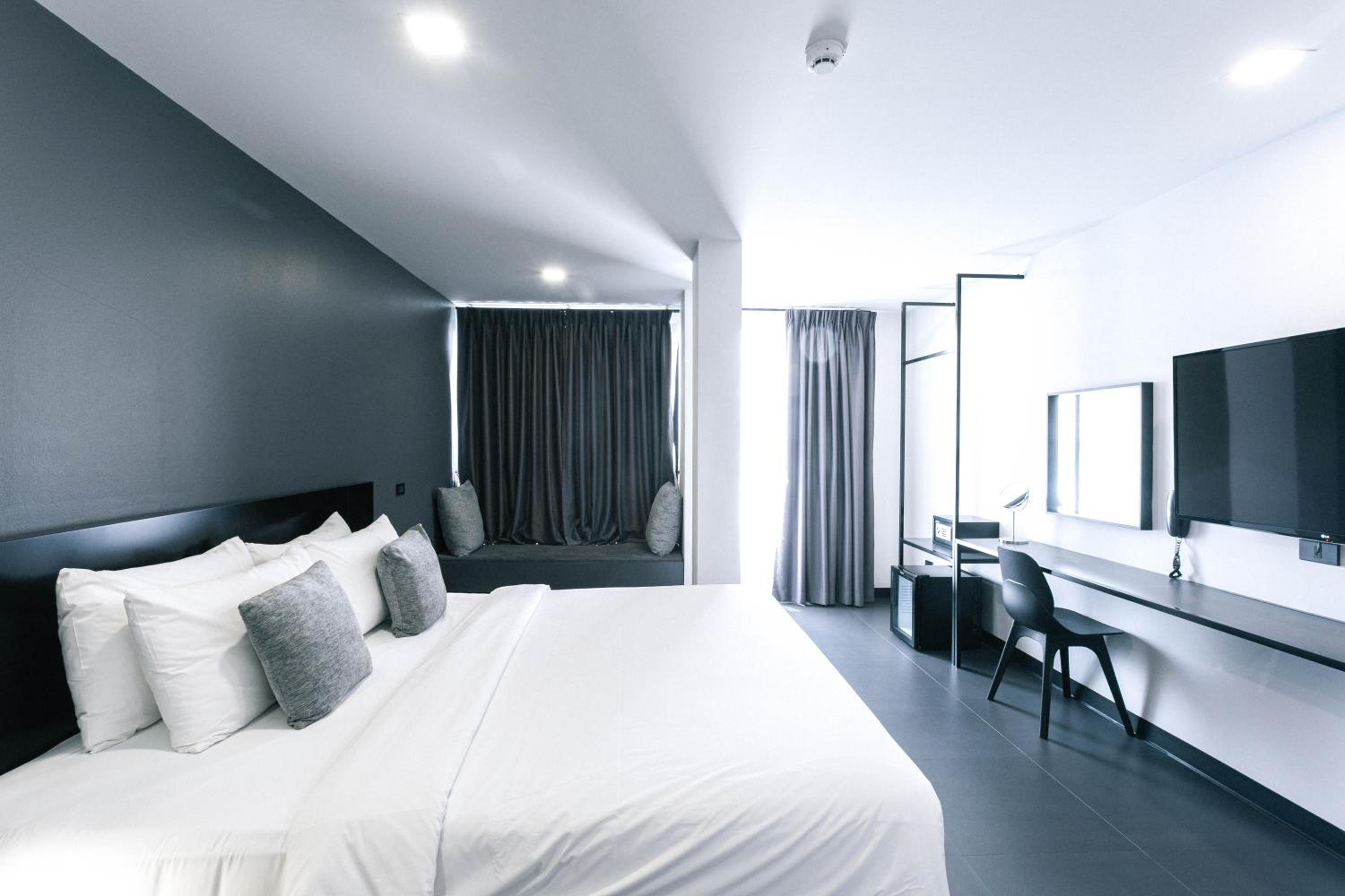 Standard Double Room - Photo 6