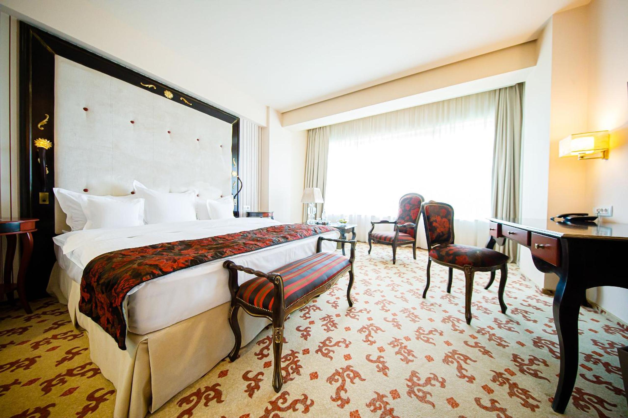 King Room 5* Half Board Included