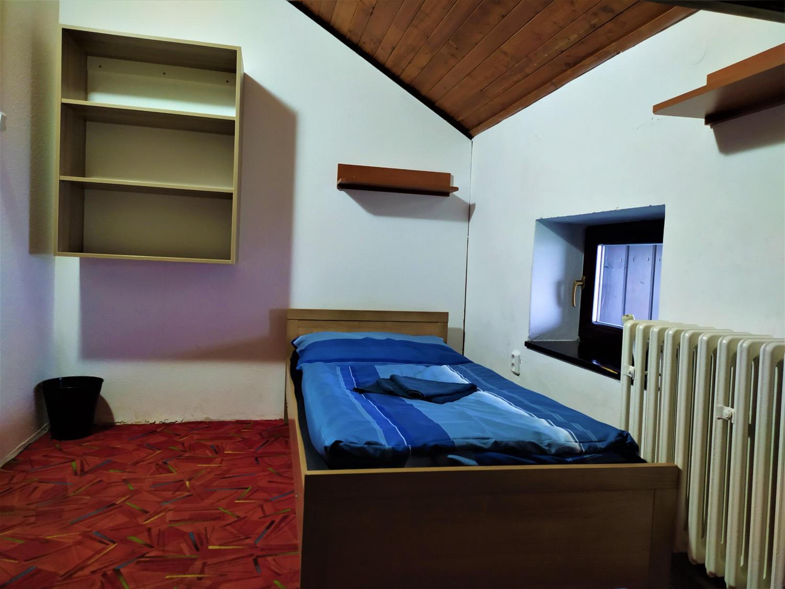 Triple Room with Shared Bathroom photo 3