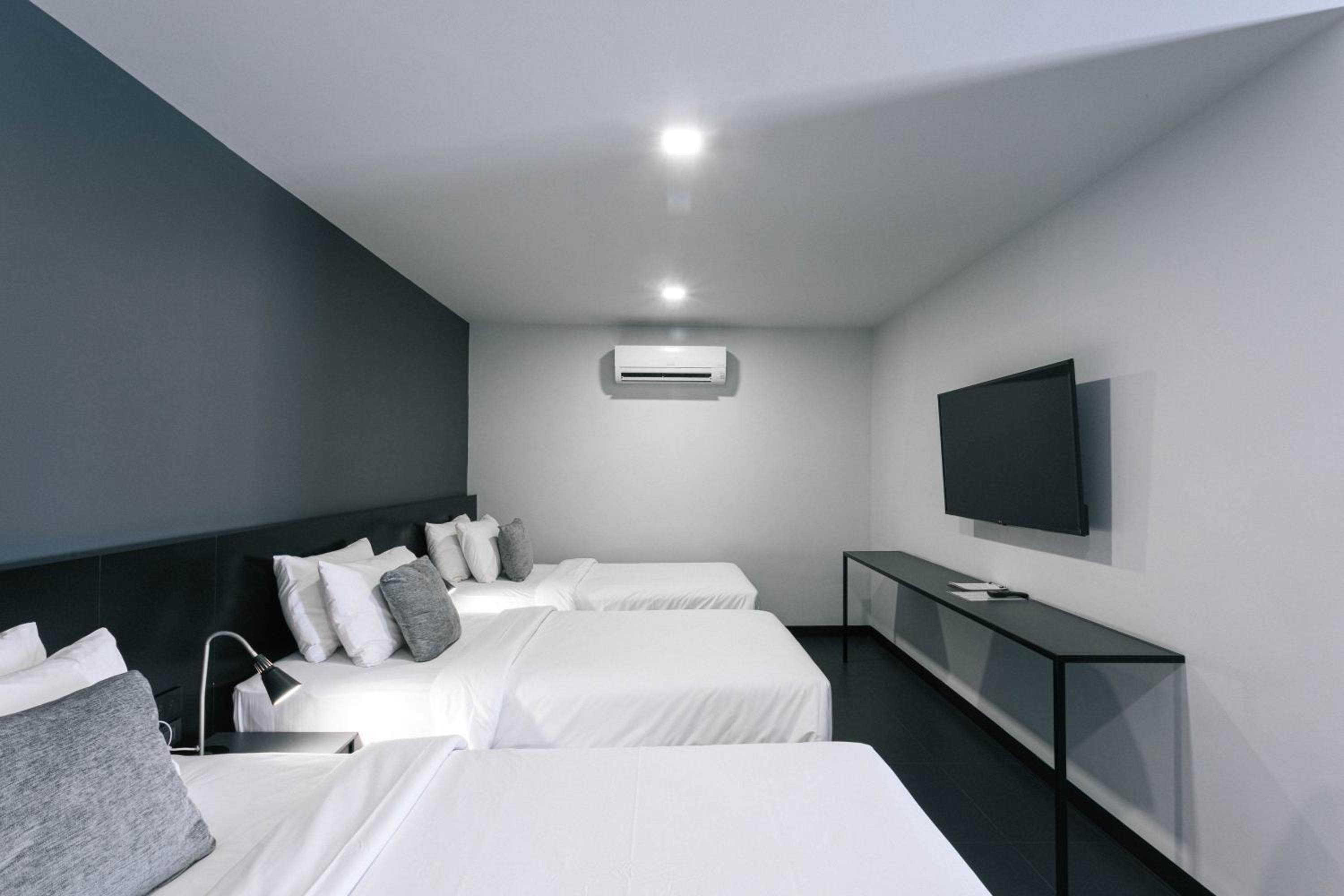 Standard Triple Room - Photo 7