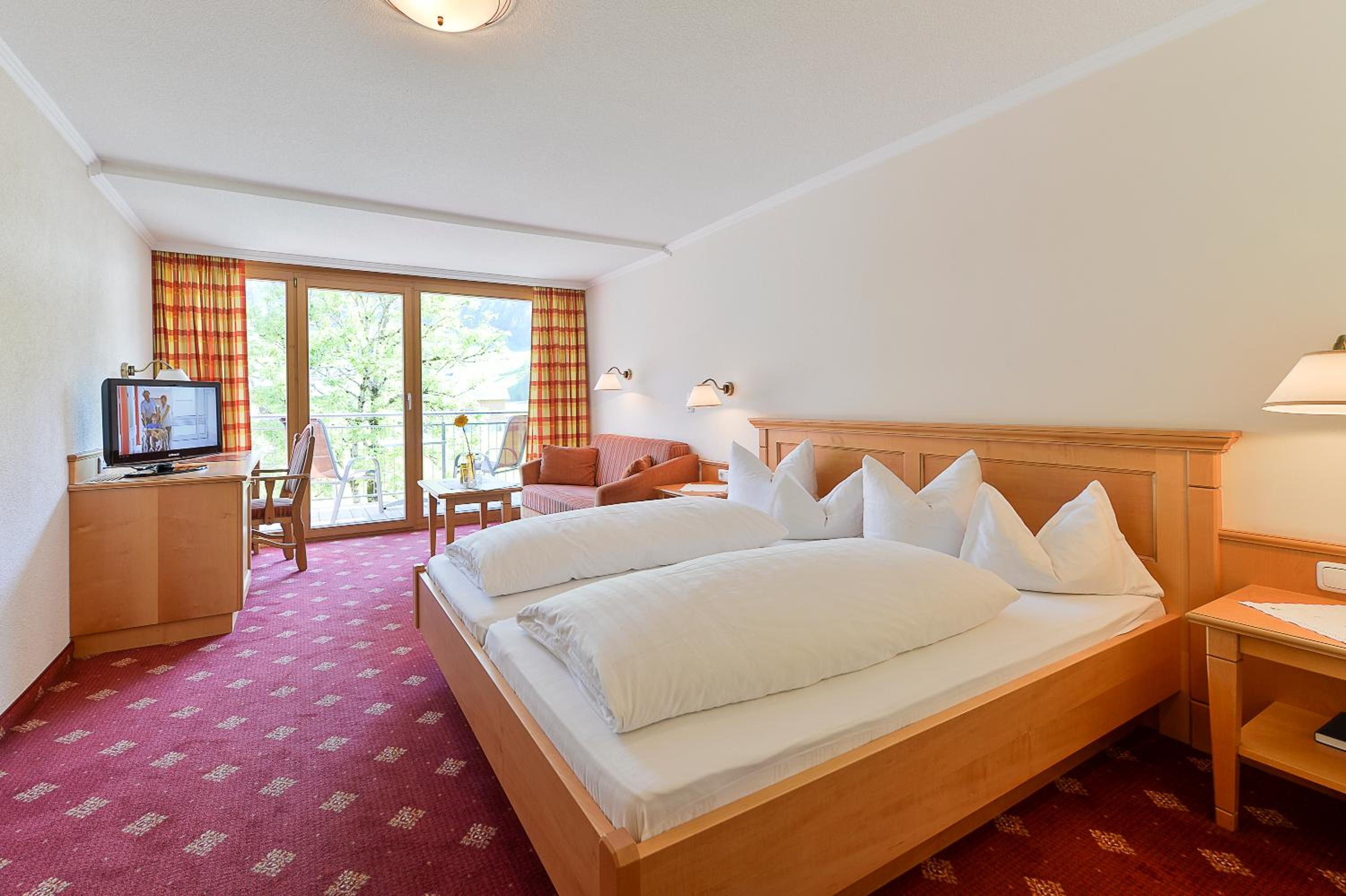 Comfort Double Room with Balcony photo 2