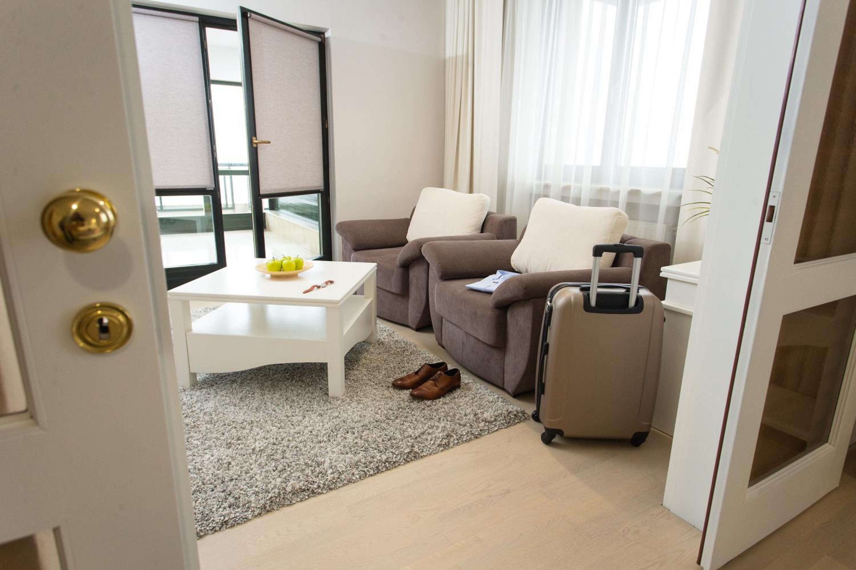 Suite with Balcony - Photo 1