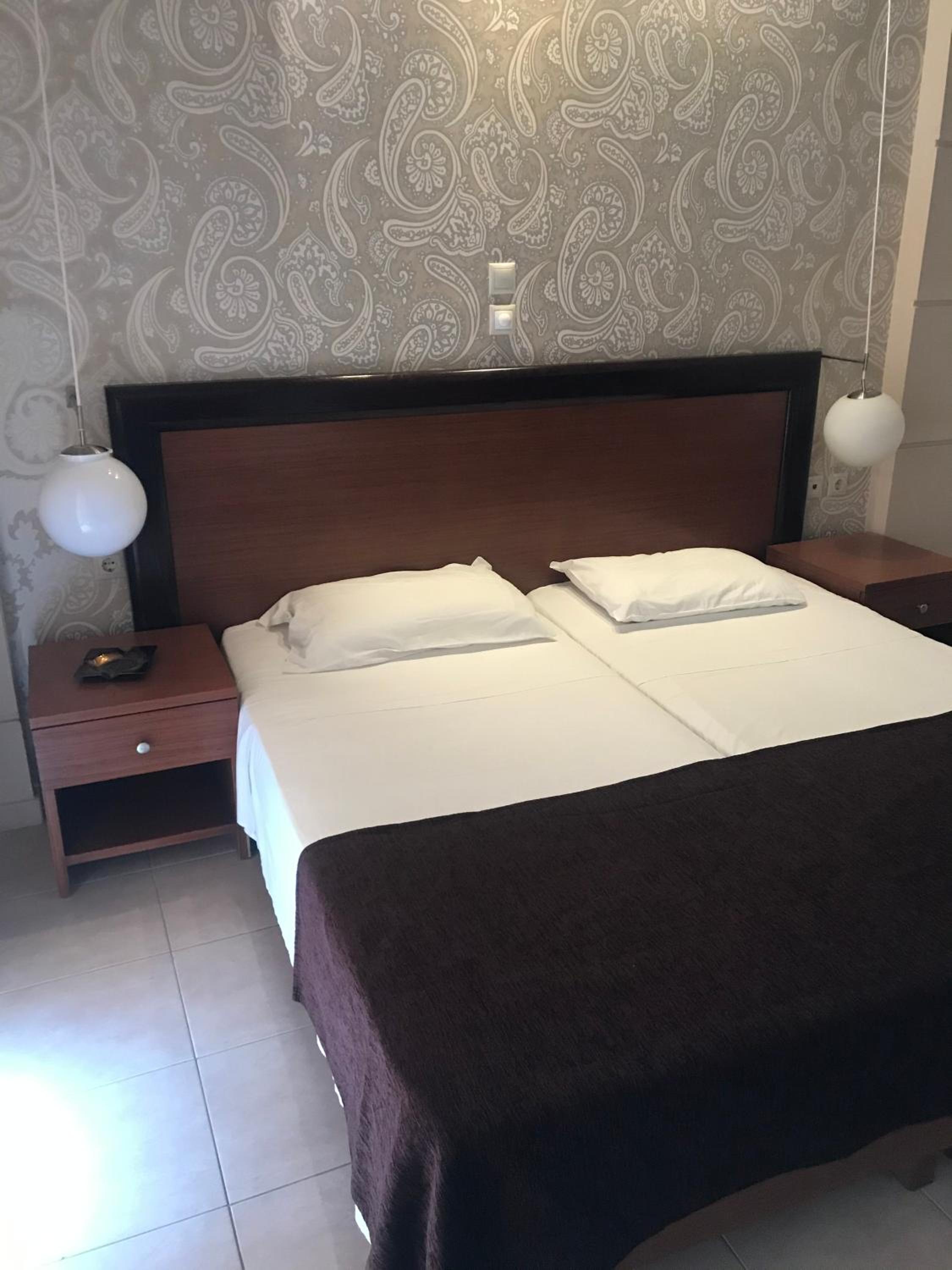 Single Room with Private Bathroom
