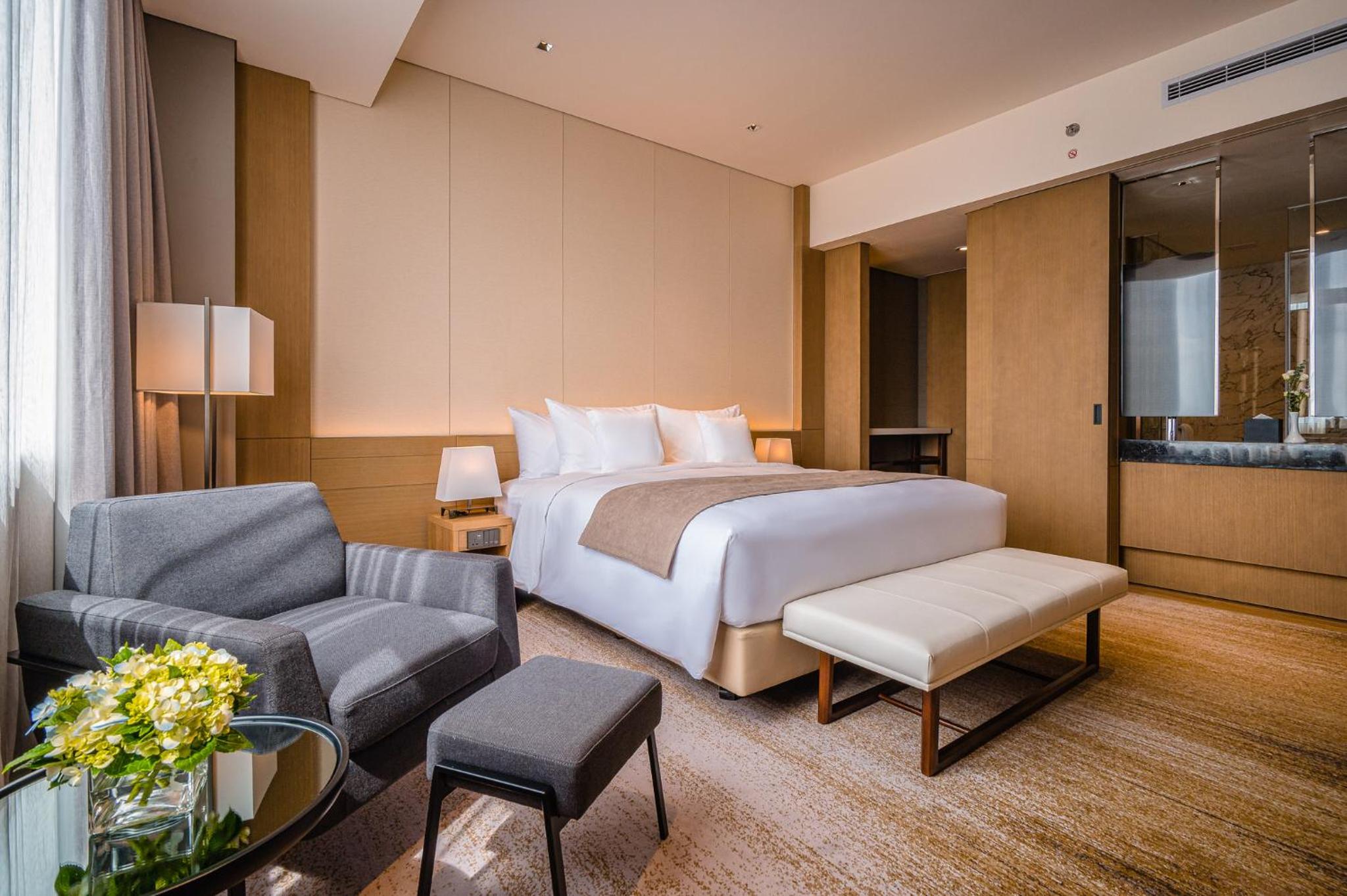 Suite King Room - Photo 6