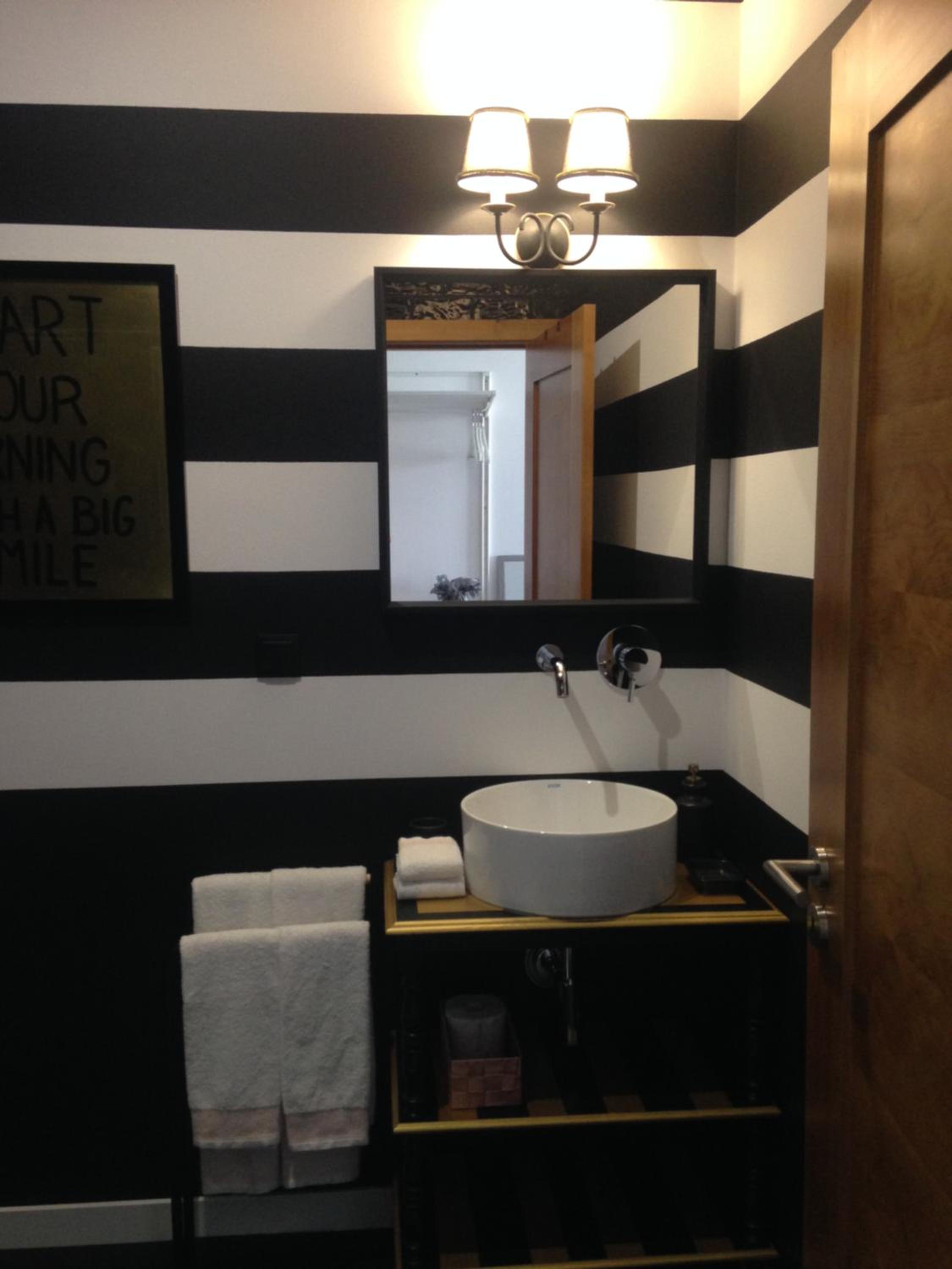 Family Room with Private Bathroom - Photo 14