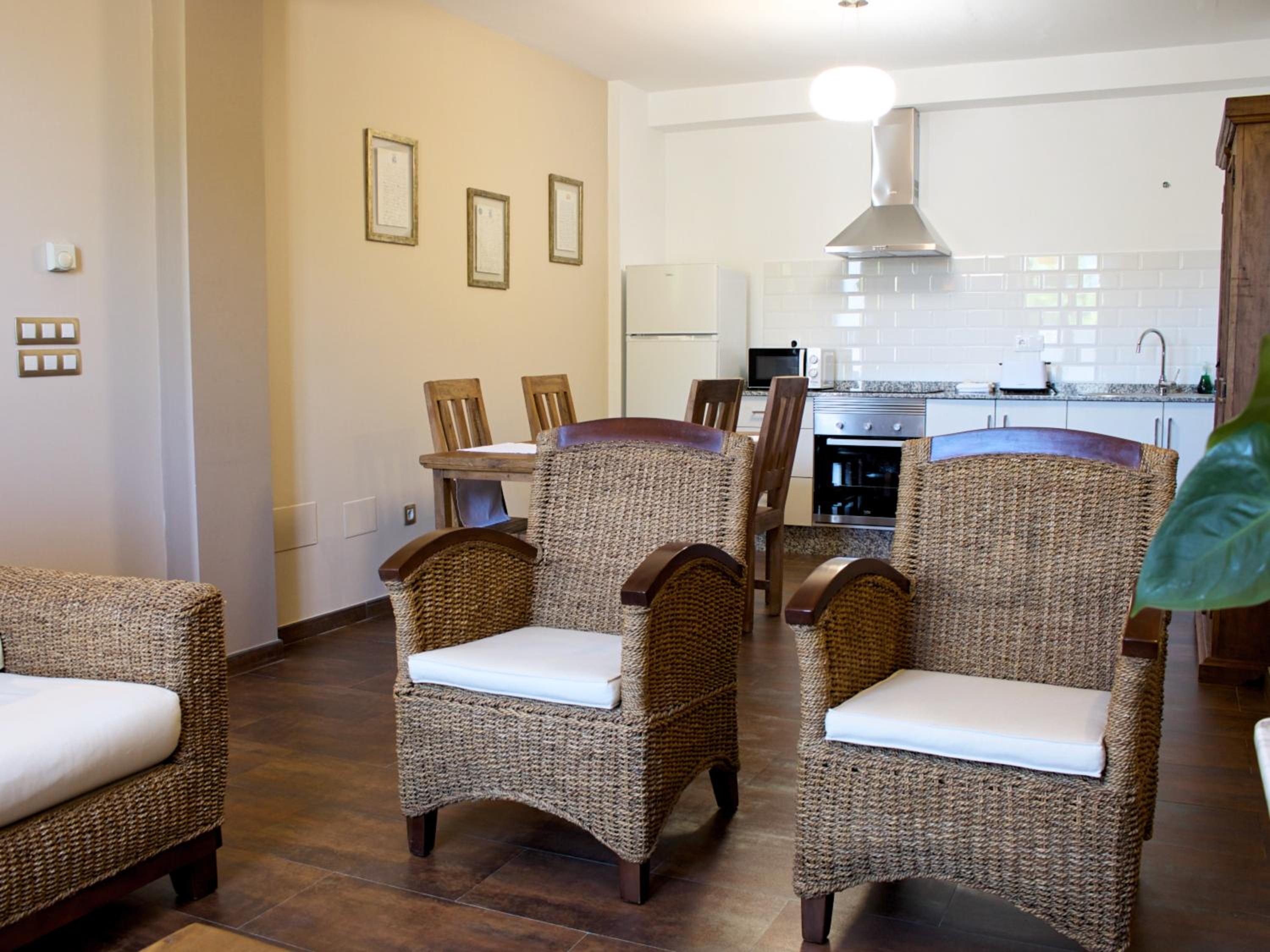 Apartment - Ground Floor photo 2