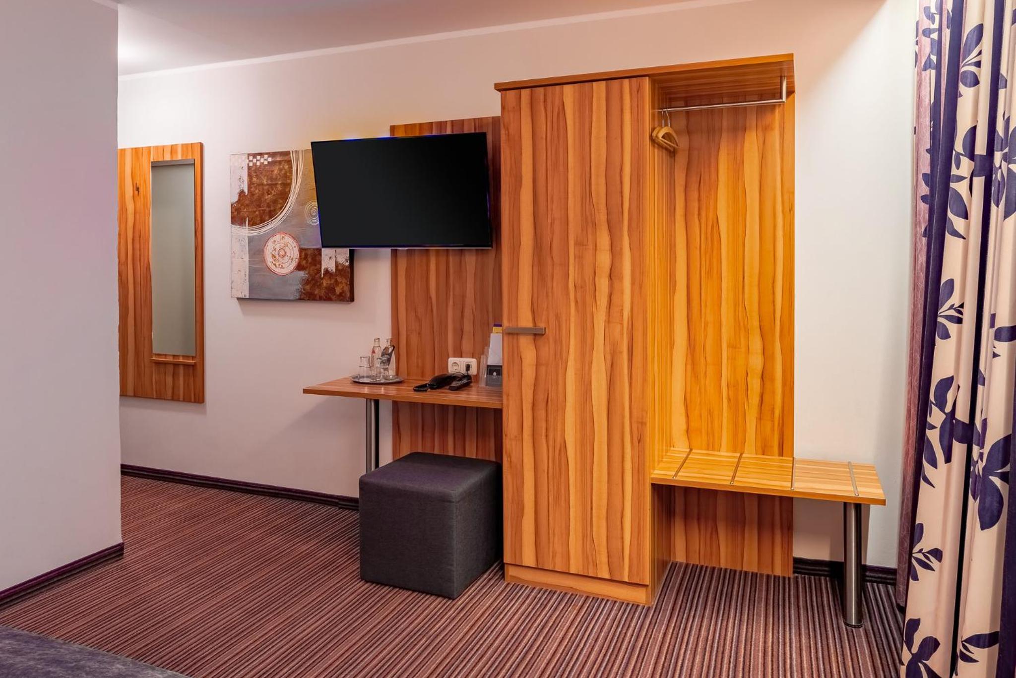 Double Room - Photo 3