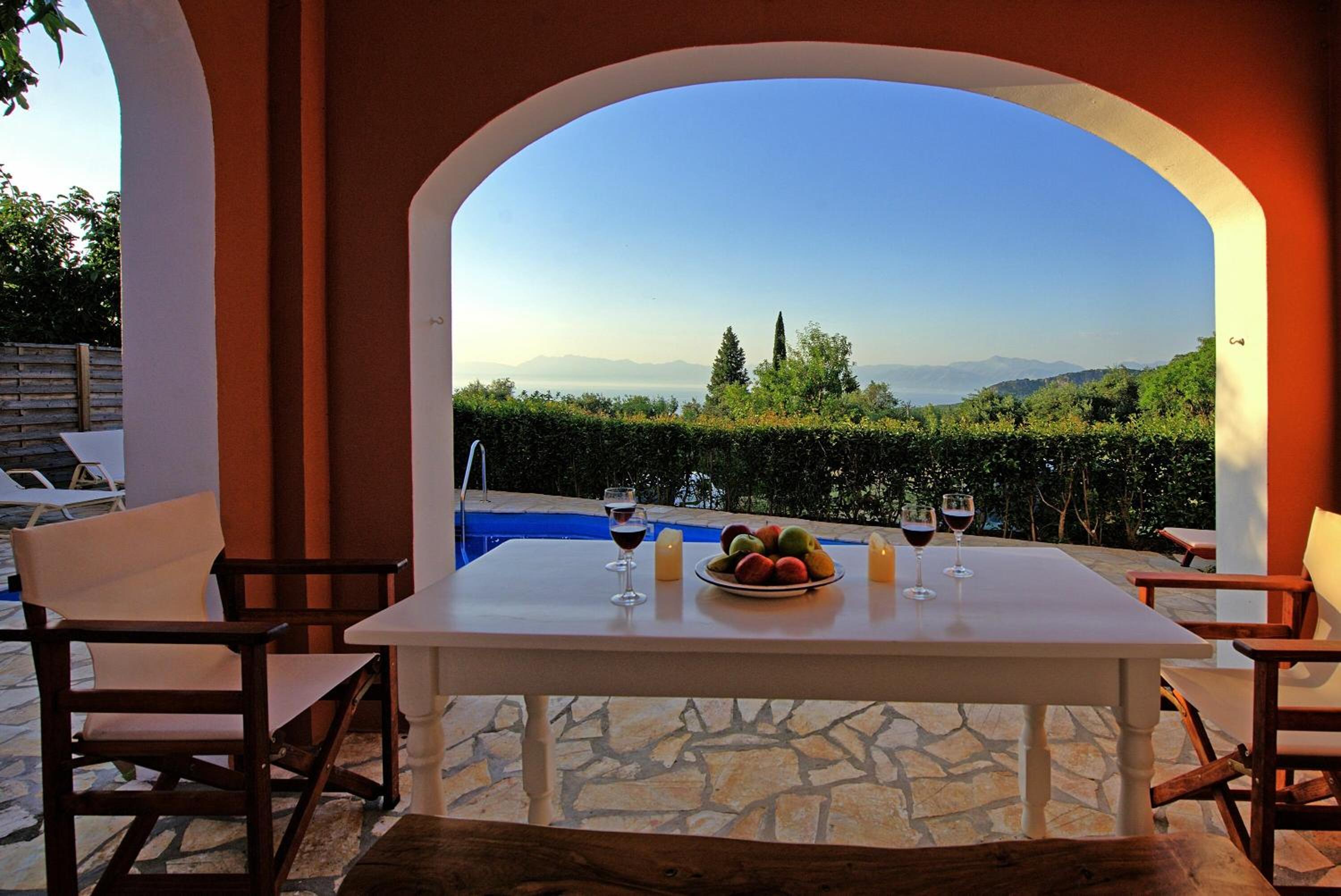 Three-Bedroom Villa photo 2