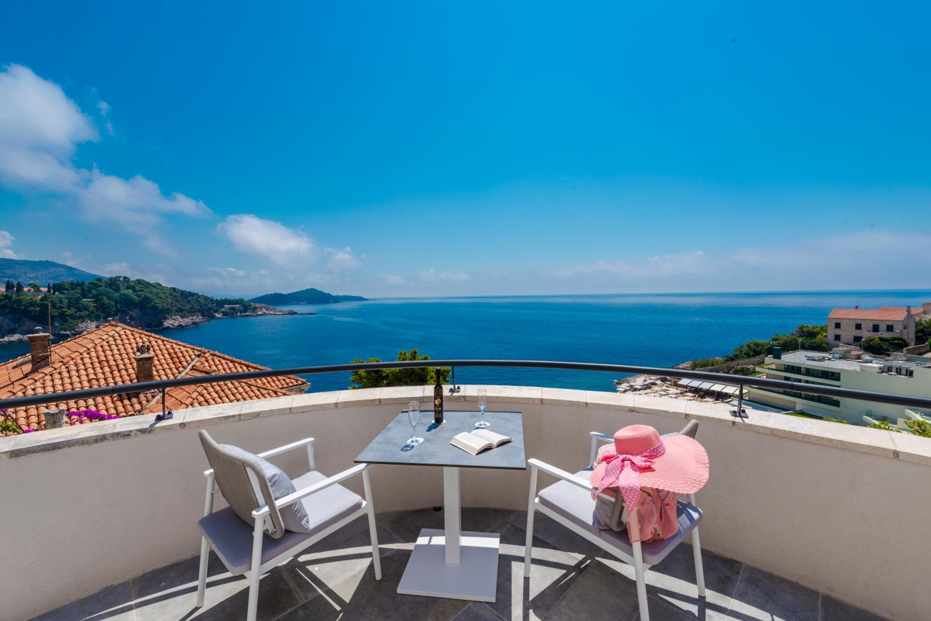 Superior Room with Sea View and Terrace or Balcony photo 2