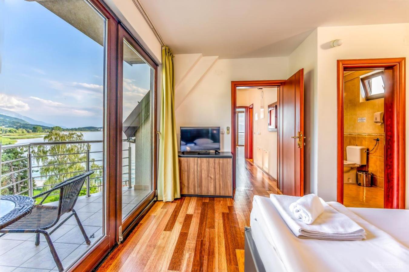Penthouse Apartment photo 2