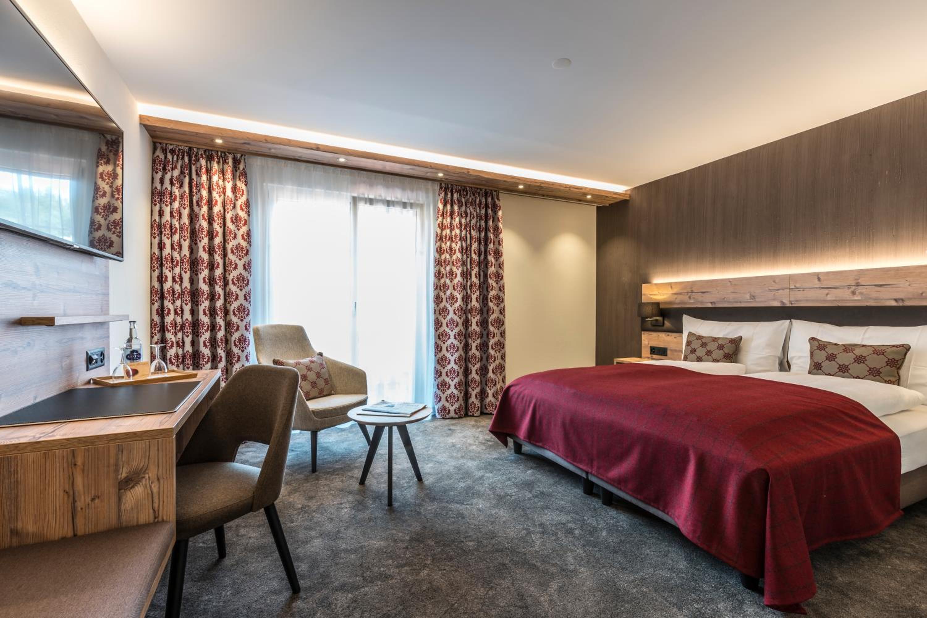 Superior Double Room - Photo 1