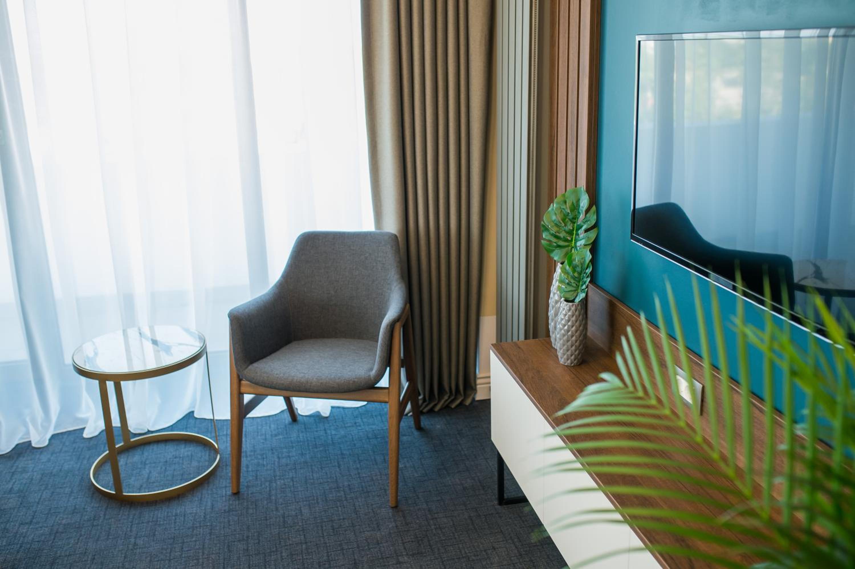 One-Bedroom Suite
