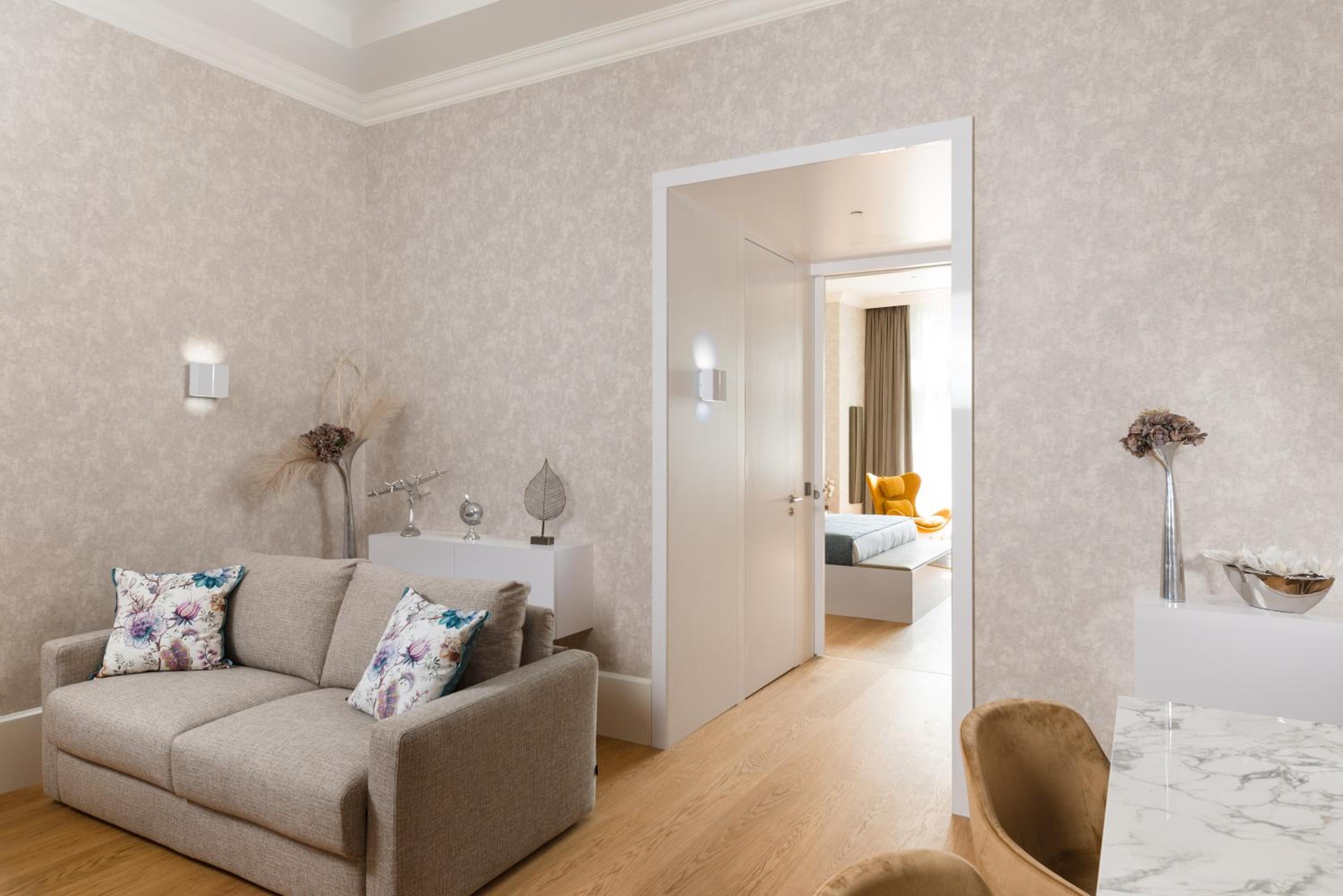Ambassador Suite with Danube view - Photo 5