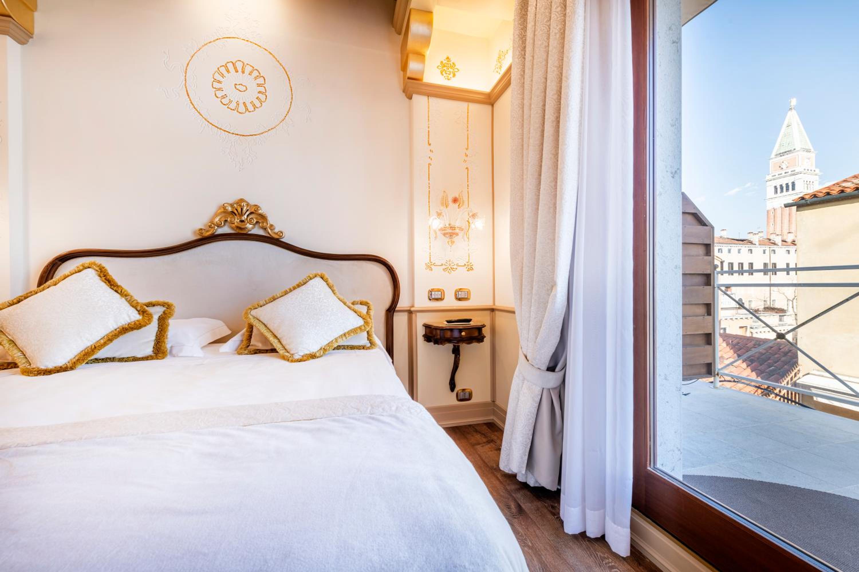 Executive Double Room with Terrace