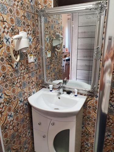 Double Room with Private Bathroom photo 3
