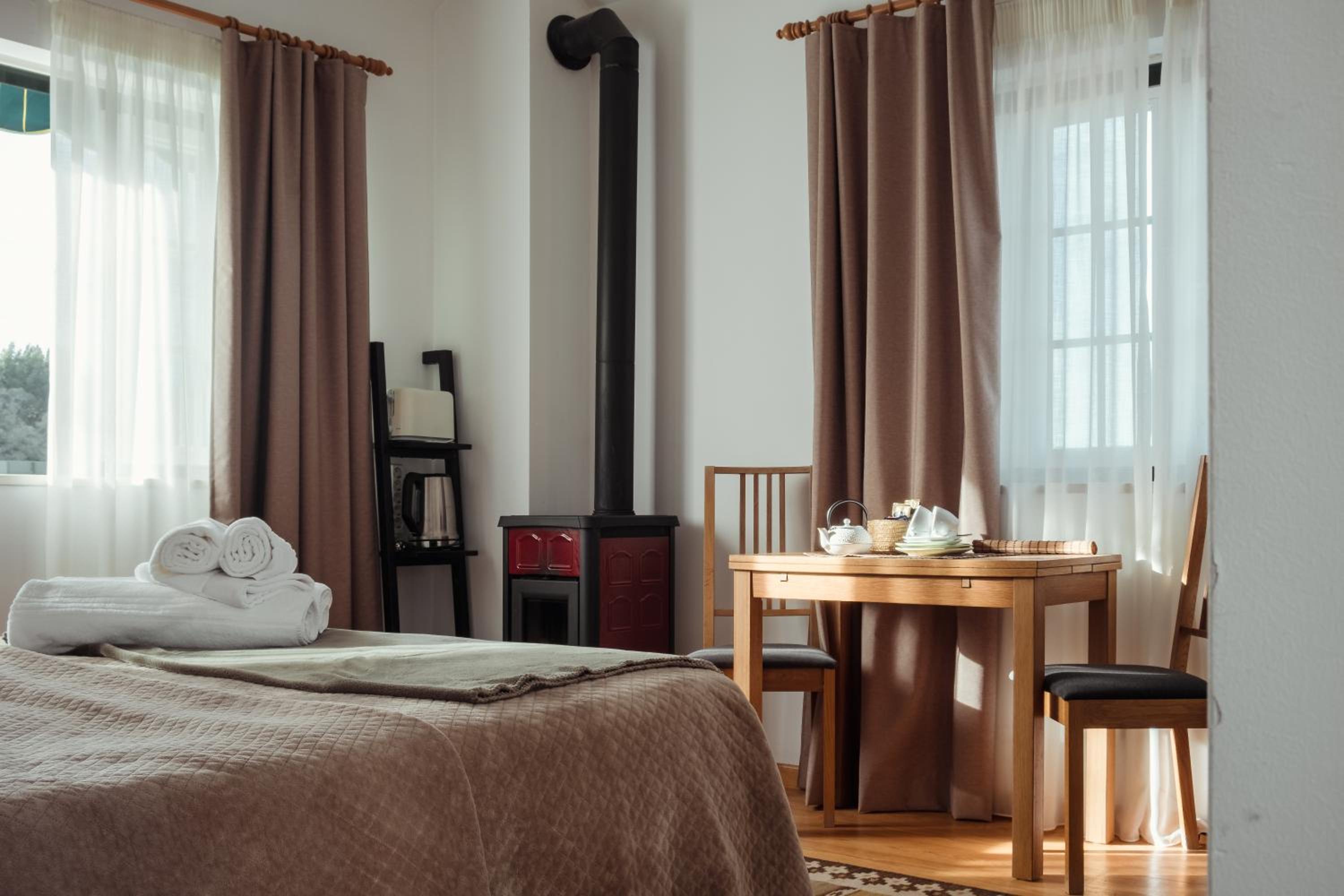 Double or Twin Room photo 3