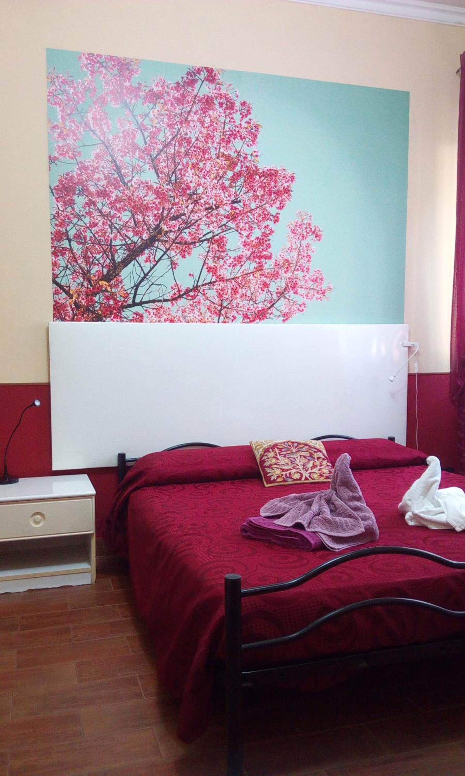 Basic Triple Room with Shared Bathroom