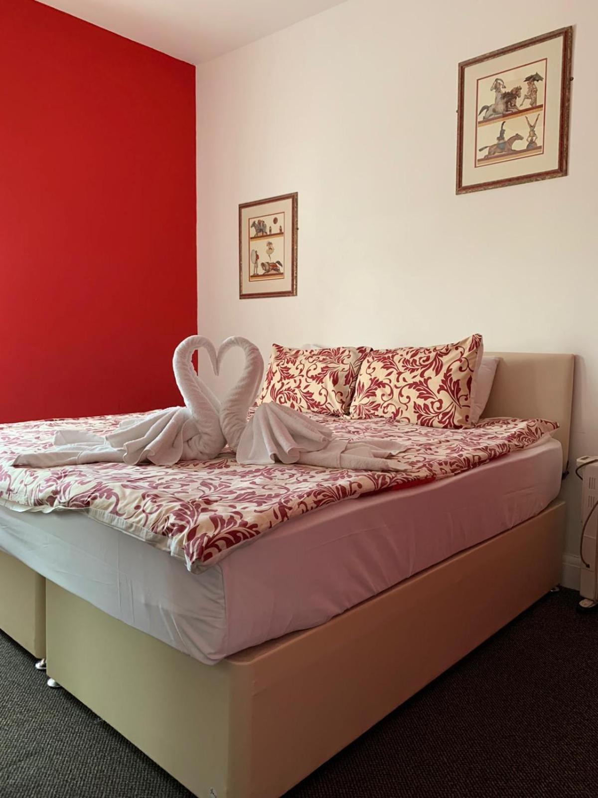 Budget Double Or Twin Room photo 1