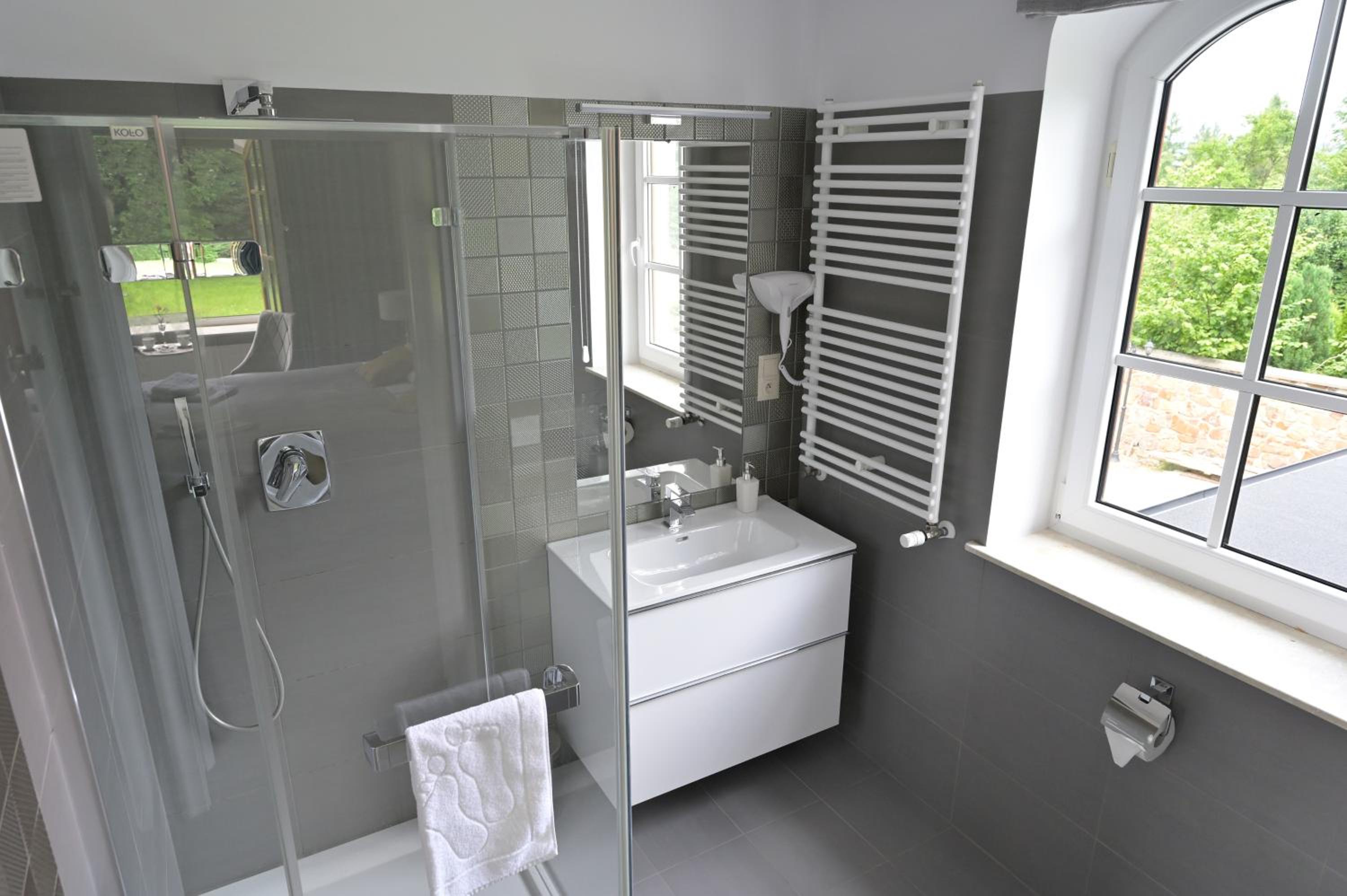 Superior Double or Twin Room with Garden View - Photo 2