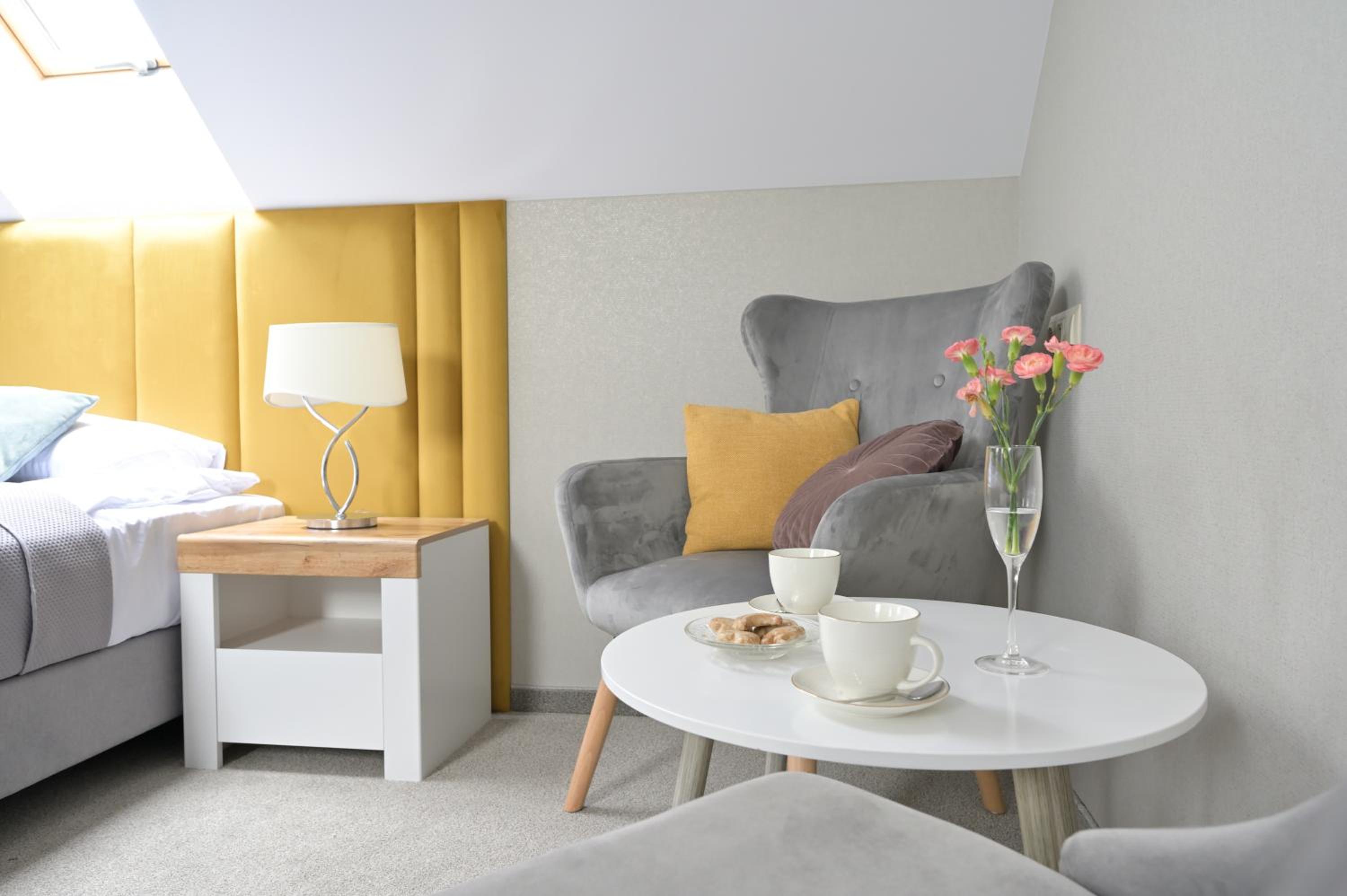 Deluxe Double or Twin Room with Garden View - Photo 1