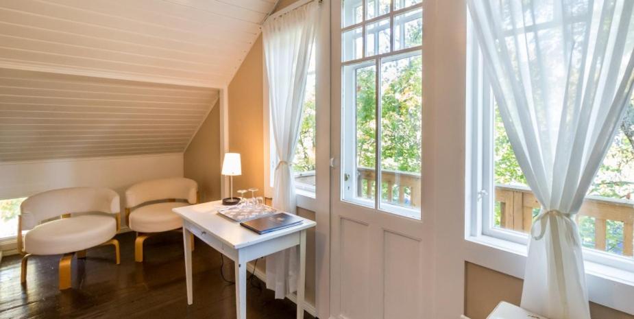 Family Room with Balcony - Photo 1