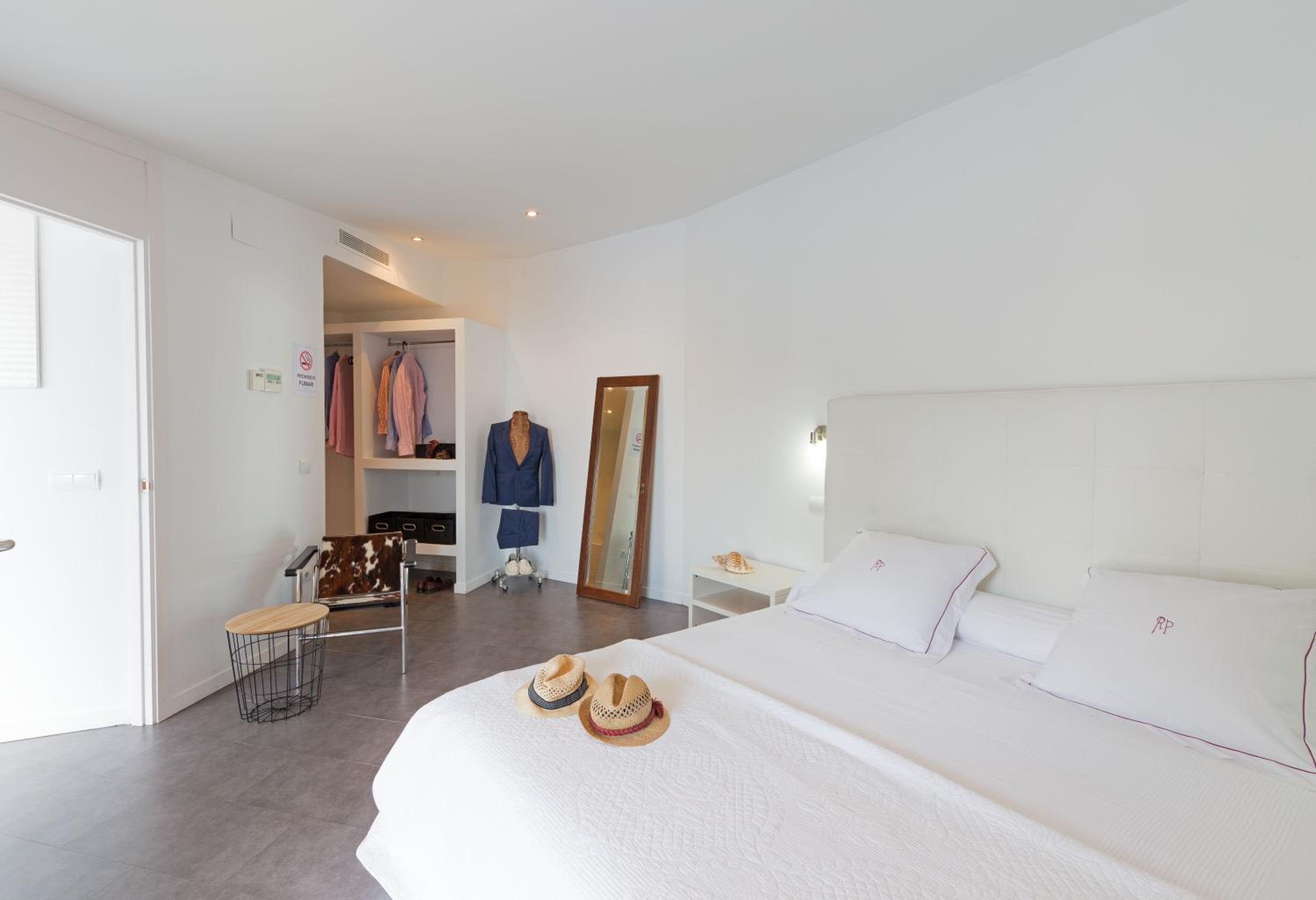Suite de Prestigio con Terraza y Vista al Mar