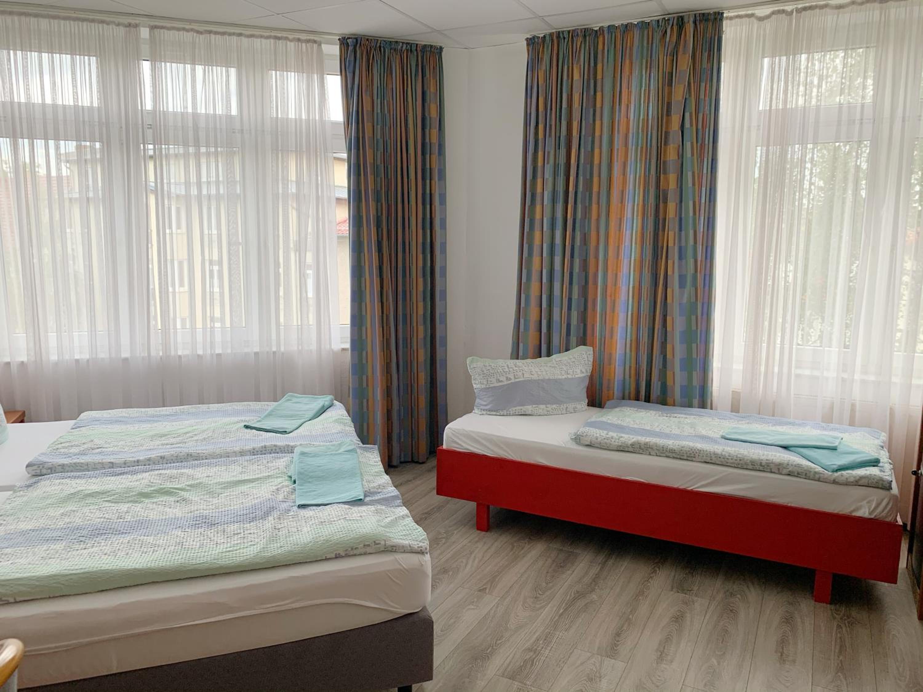 Standard Triple Room - Photo 3